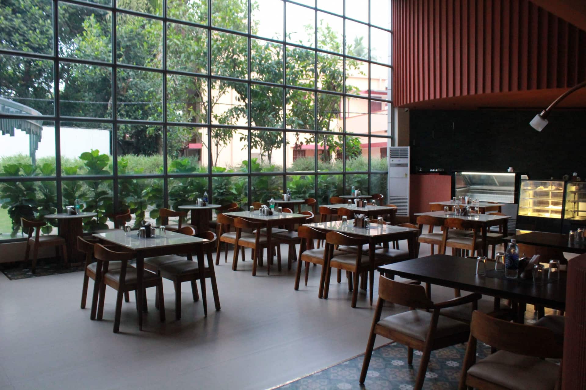 Restaurant image