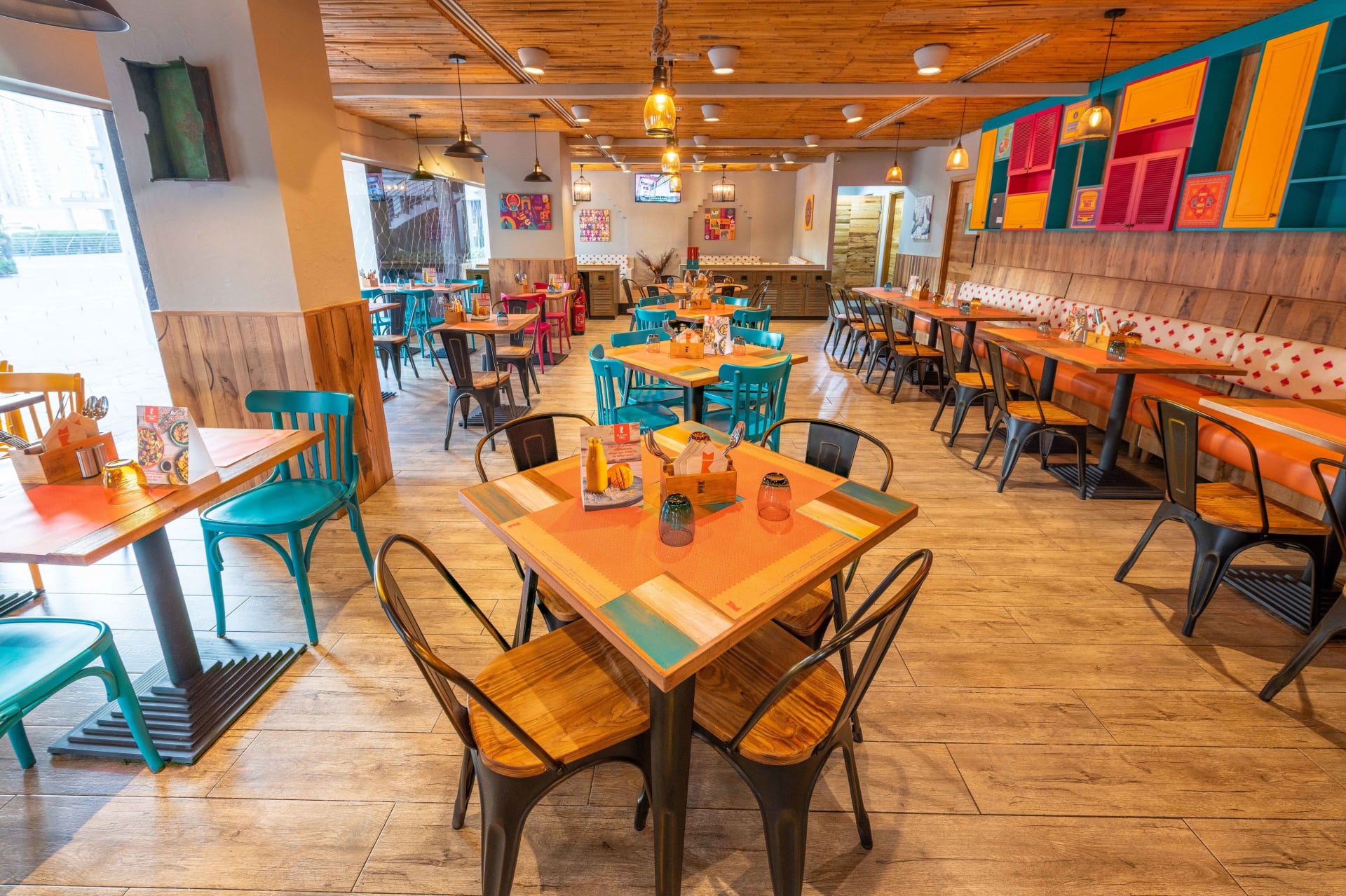 Restaurant image