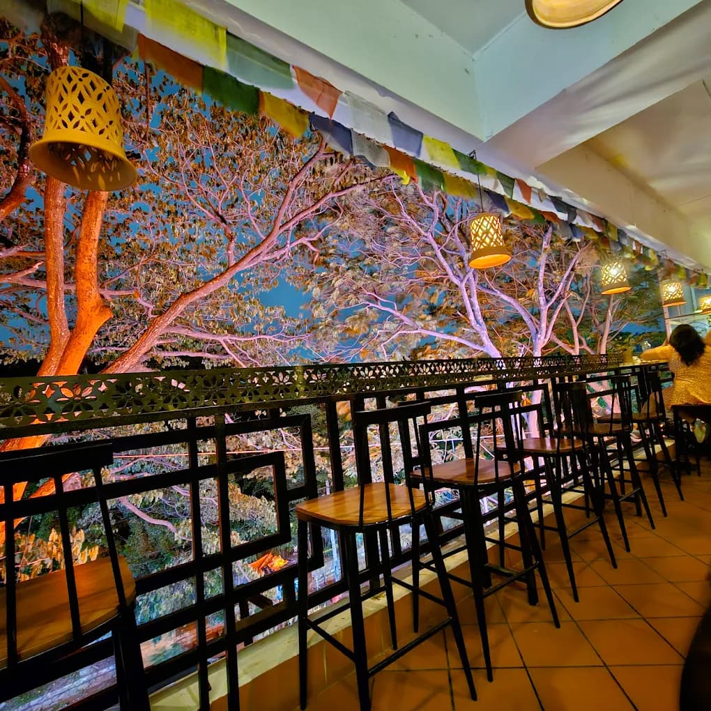 pan asian restaurants, pan asian food, casual dining, asian restaurants, asian food, sushi, dim sum, ramen, bao, noodles - Bamey's Gastro Bar - img3