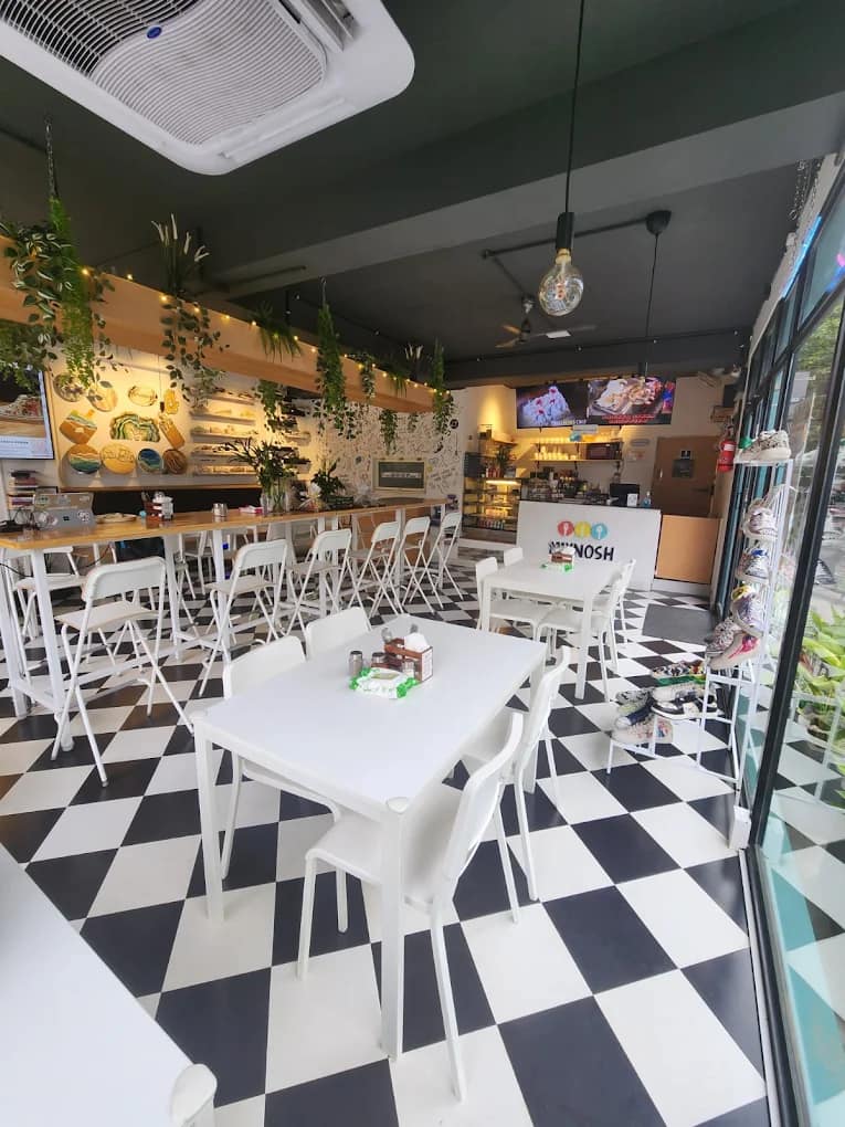 Restaurant image