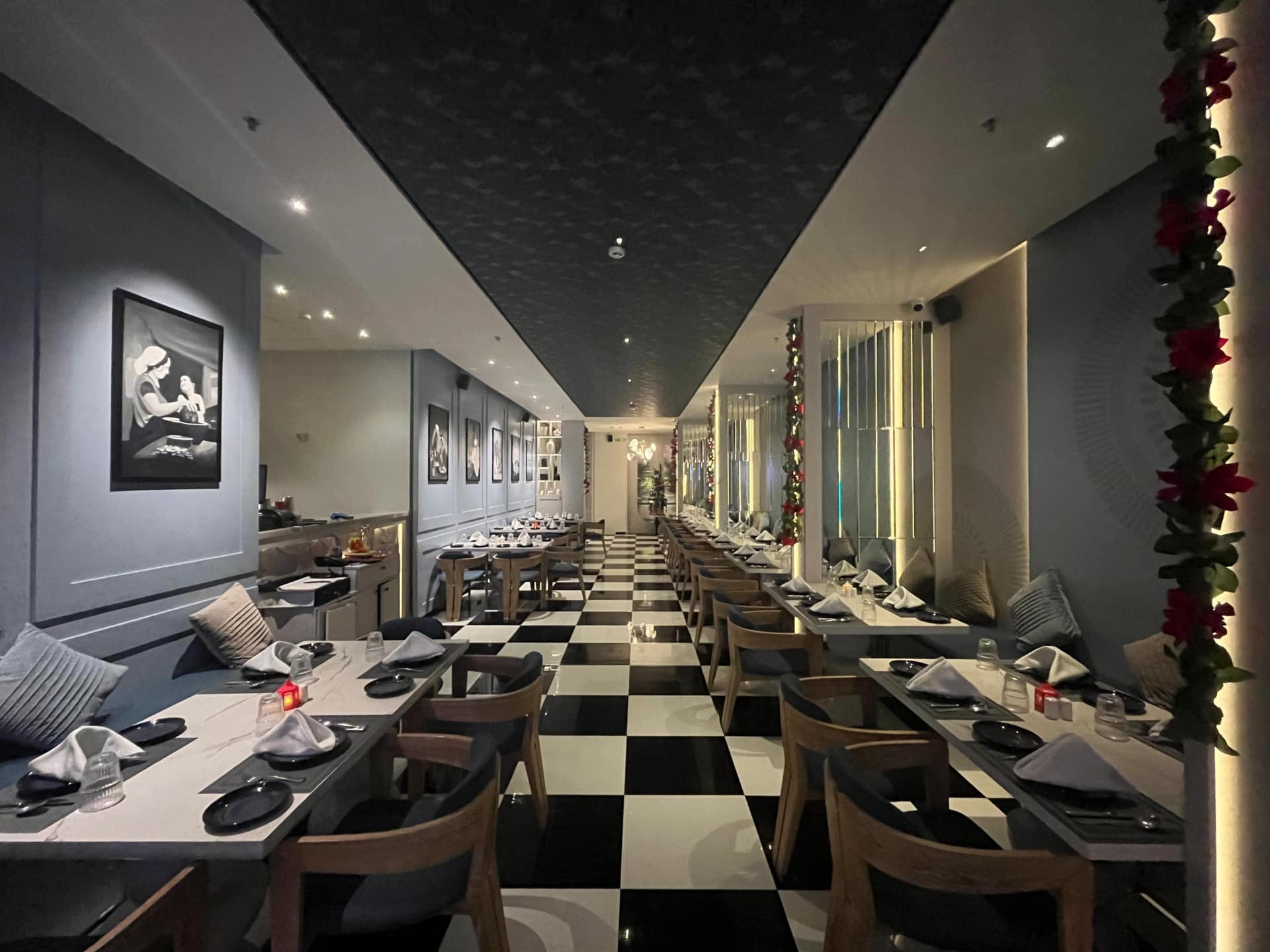 Restaurant image