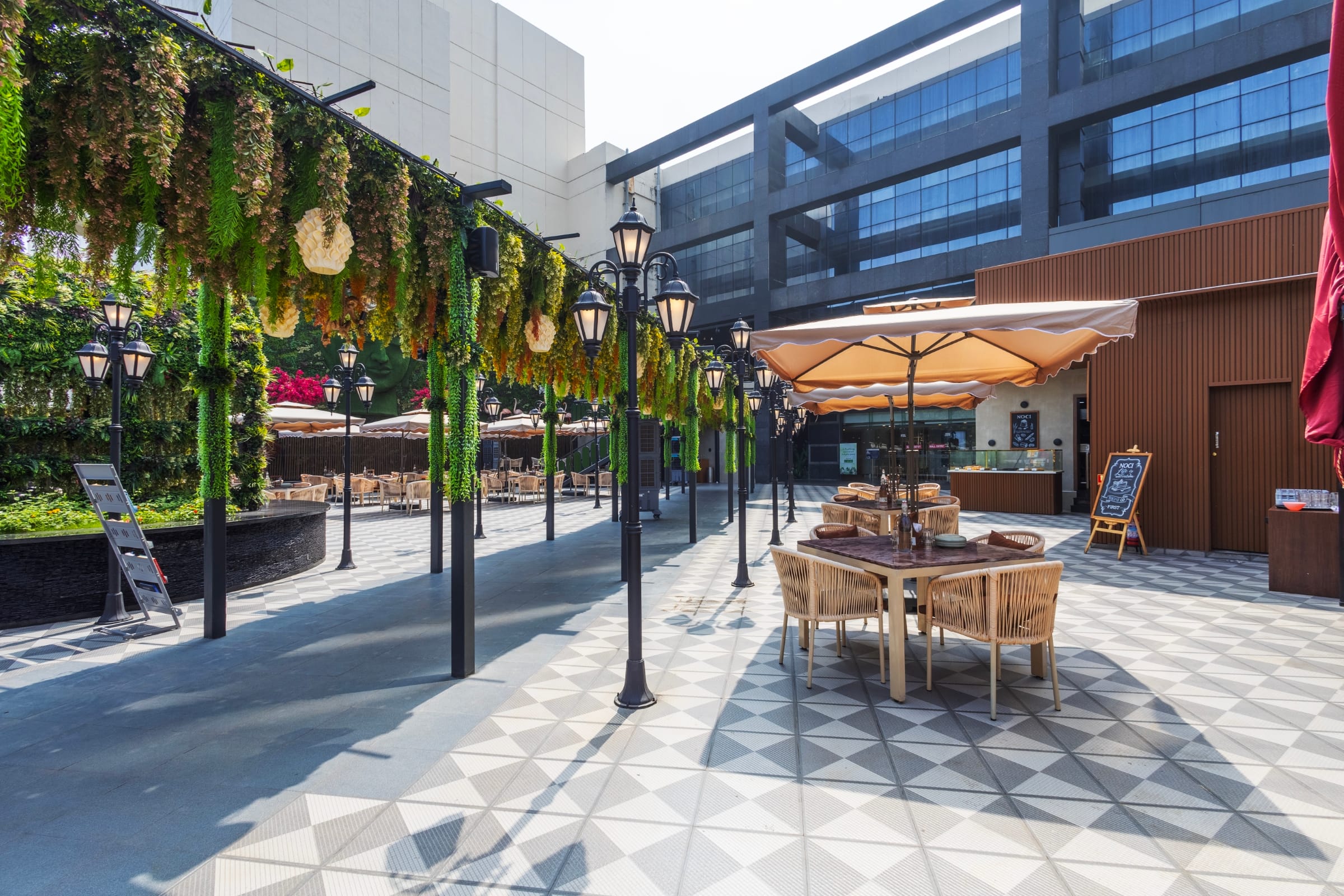 cafes, outdoor cafe near me, outdoor cafes, cafe outdoor seating, cafe with outdoor seating near me - Cafe Noci - img5