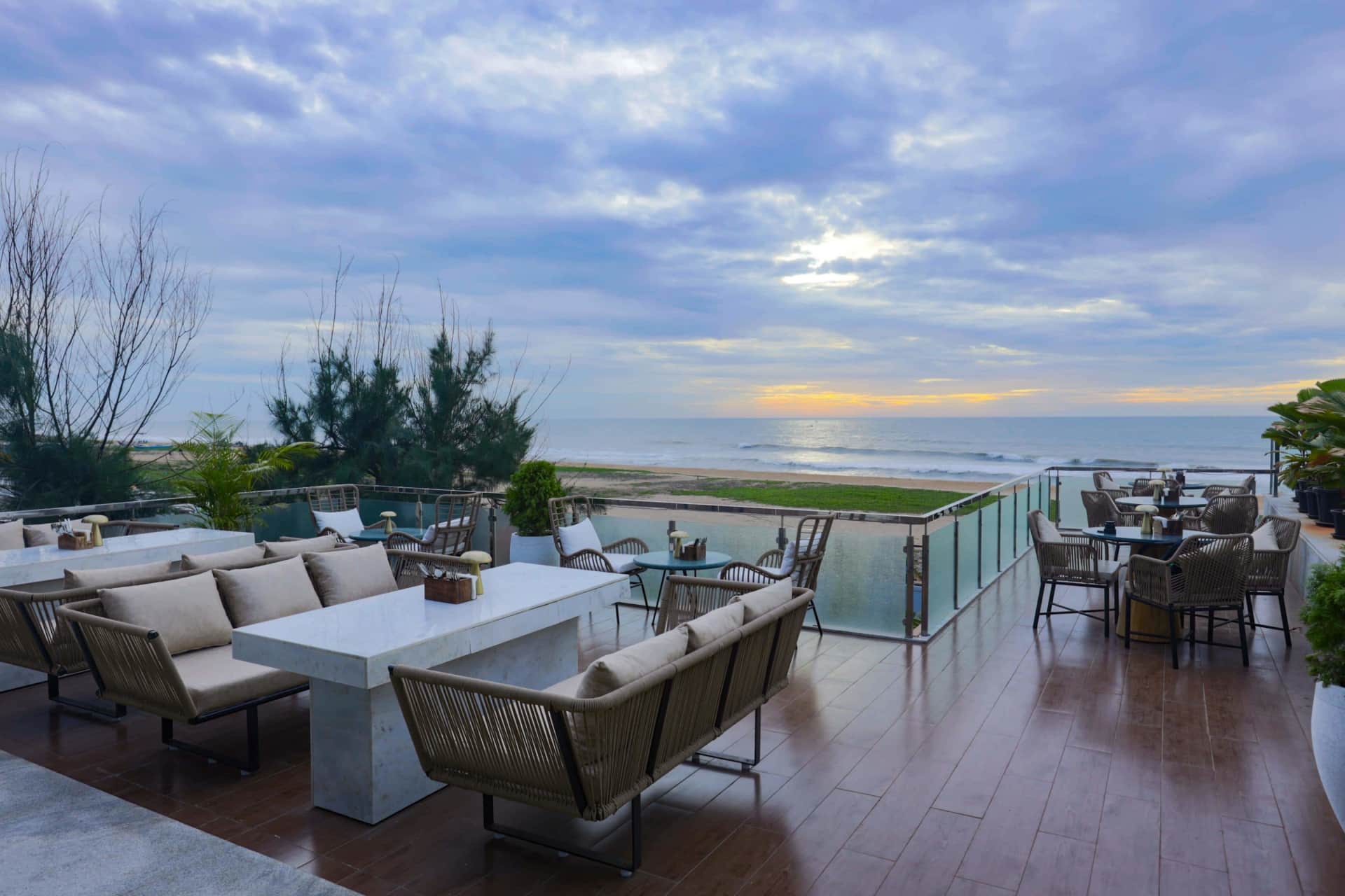 seafood restaurants, beach restaurants, sea view restaurants, beach cafe, fish restaurant - Fifth - img1