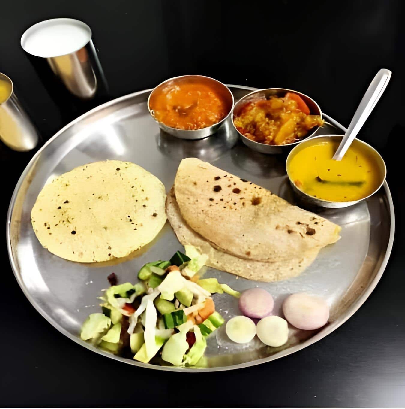 Shreeji Tiffins & Gujarati Thali