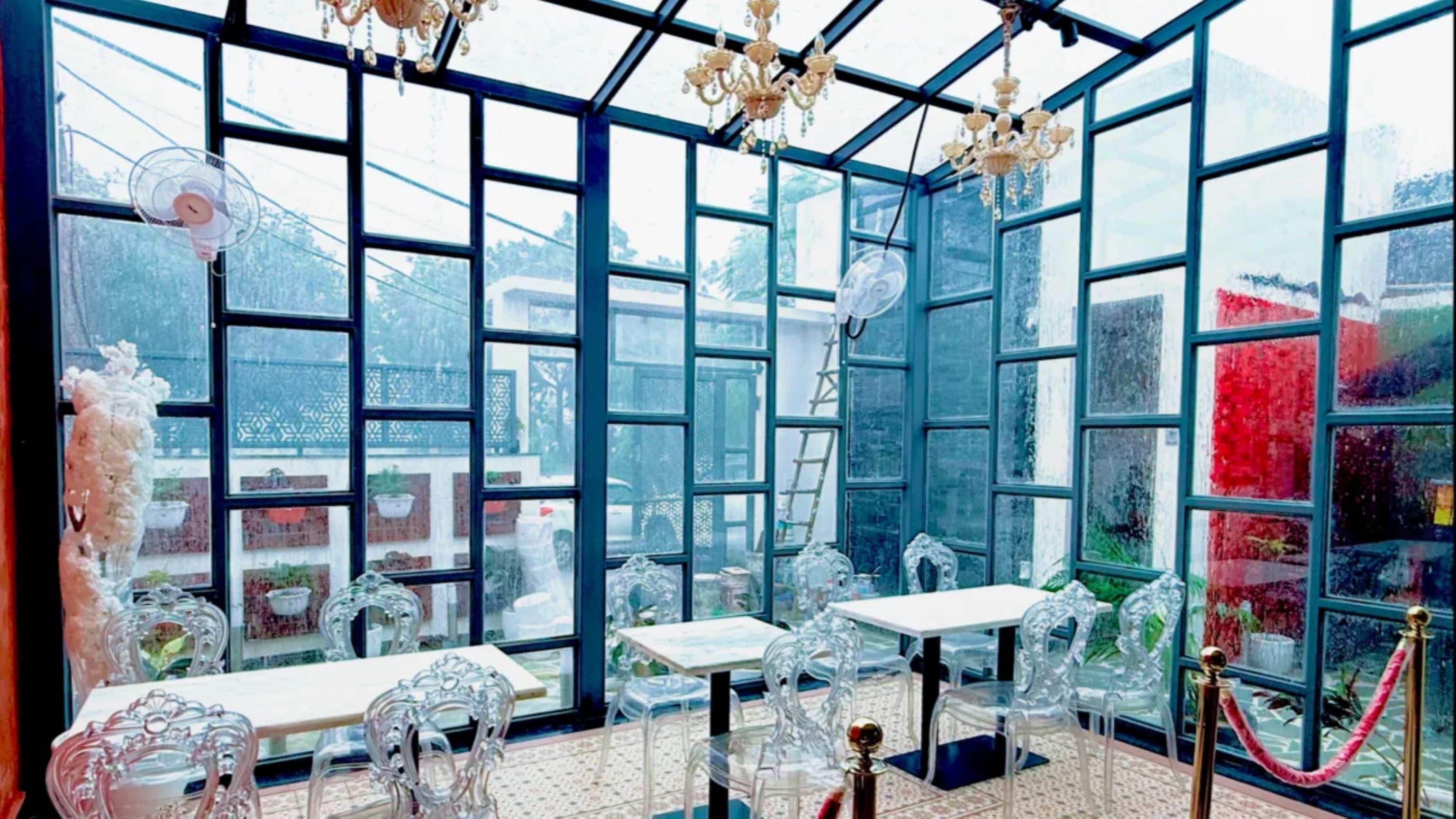 Zola Restaurant & Cafe image