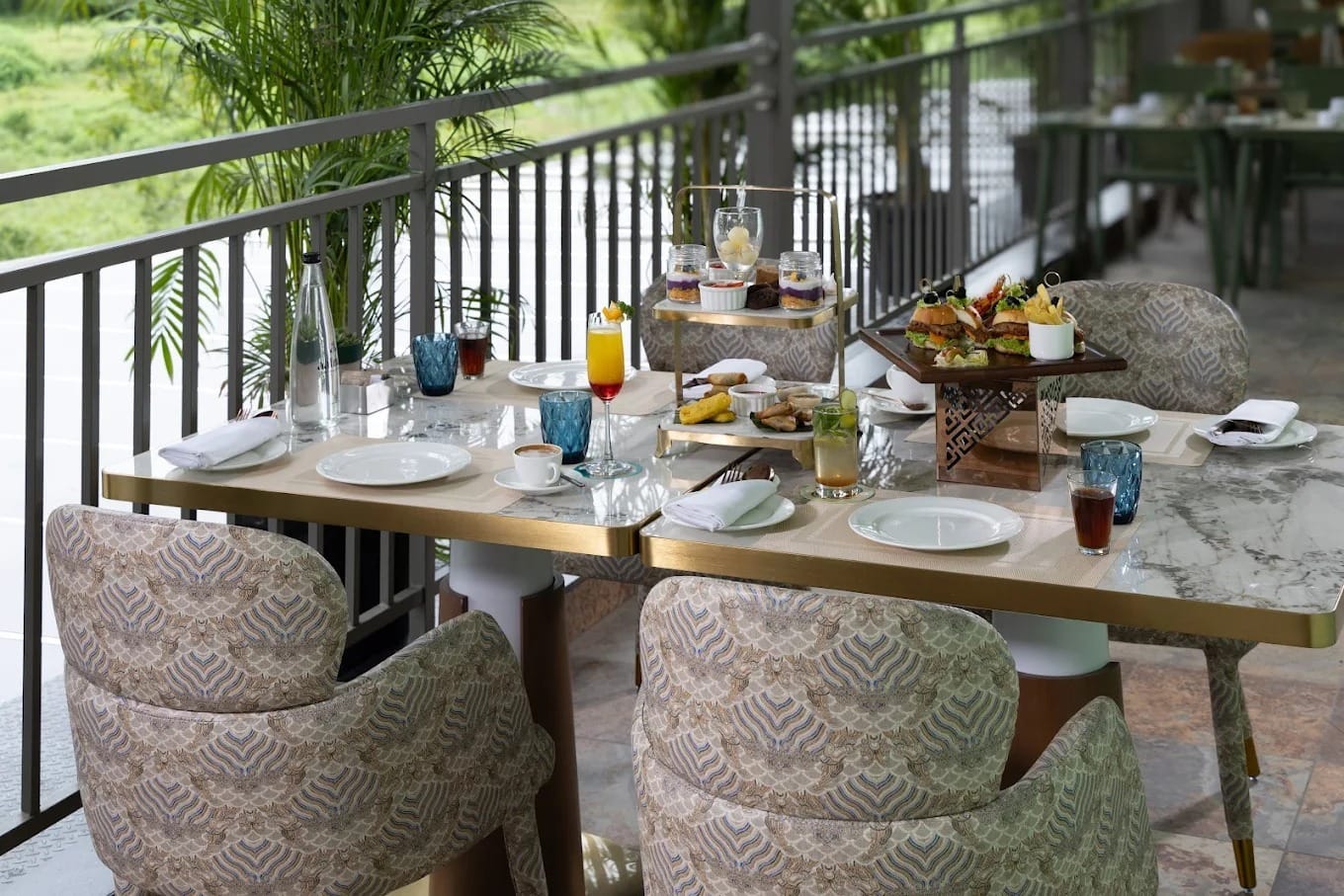 Palaaram, gokul ootupura, Onam Sadya, payasam, sambar, banana chips, pulissery, thoran, banana leaf sadhya - Zodiac - All Day Dining - Fortune Airport Road Kochi Member ITC Hotel's Group - img5