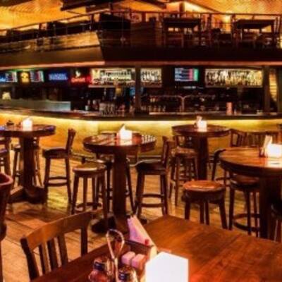 Manhattan Bar Brewery Global Foyer Mall Golf Course Road