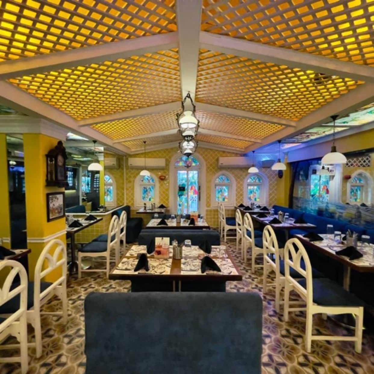 Restaurant image