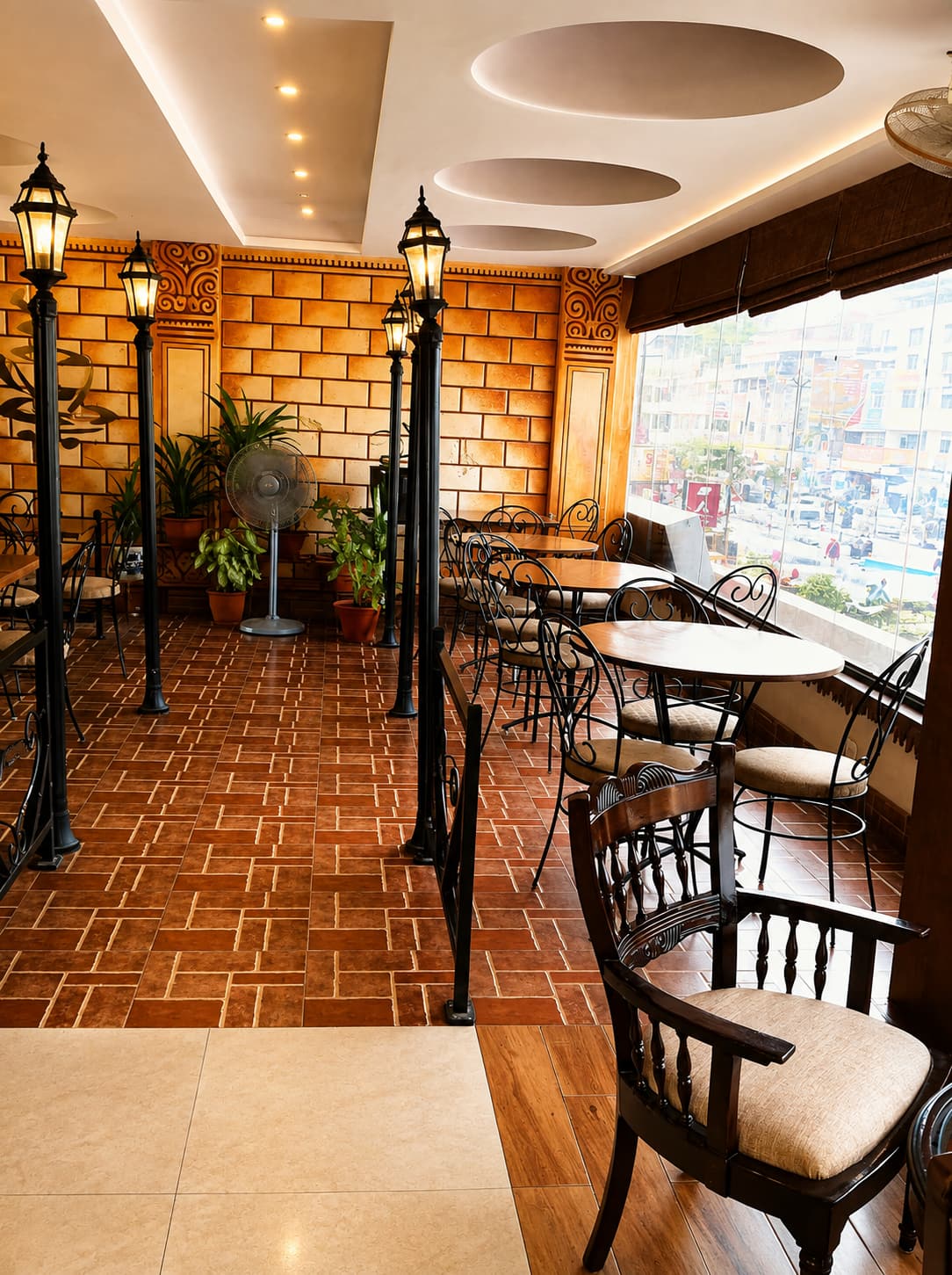 budget-friendly restaurants, affordable restaurants, cheap eats, pocket-friendly restaurants, cafes, local eateries, student-friendly restaurants - Flavours Cafe - img3