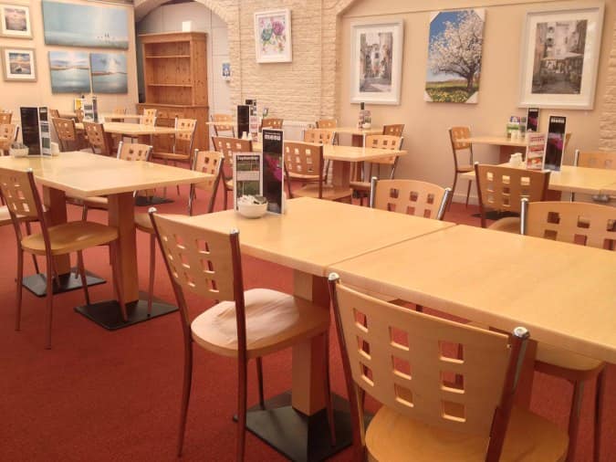 The Topiary Coffee Shop & Restaurant Stoneyfield, A96, Inverness IV2 7PA