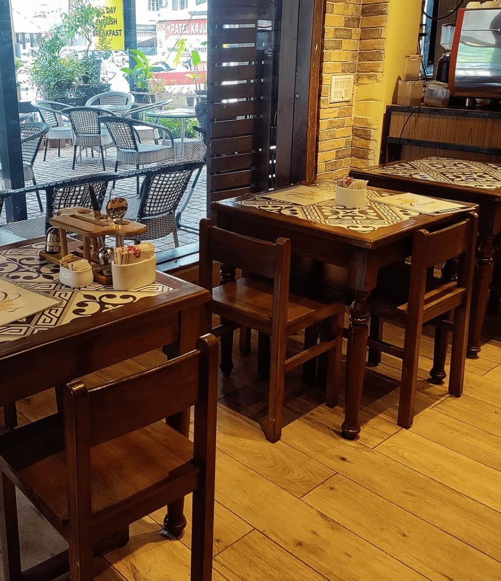 all day breakfast, breakfast restaurants, breakfast cafes, goan breakfast, ros omelette - Caravela Cafe & Bistro - img5