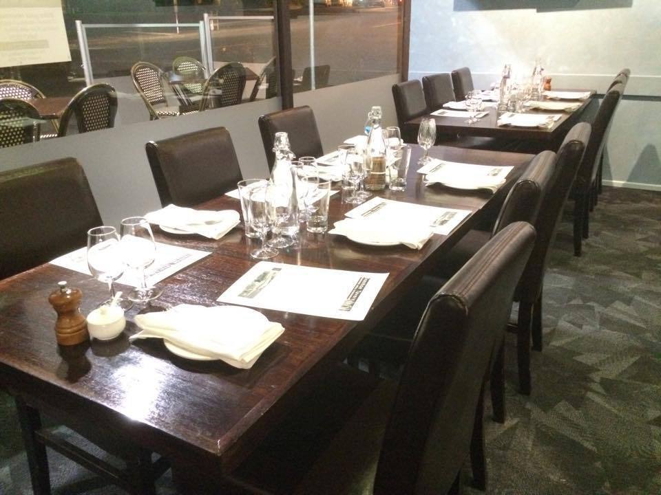 Ivanhoe Tavern Charcoal Grill Steakhouse, Ivanhoe, Melbourne Zomato