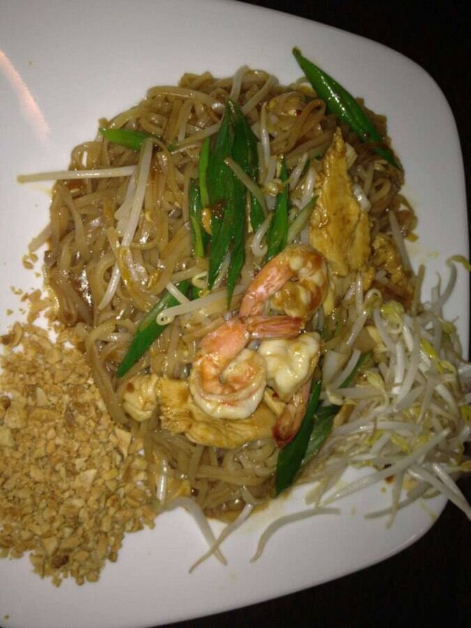 Mai Thai Cuisine, Niagara Falls, Niagara Falls Urbanspoon/Zomato