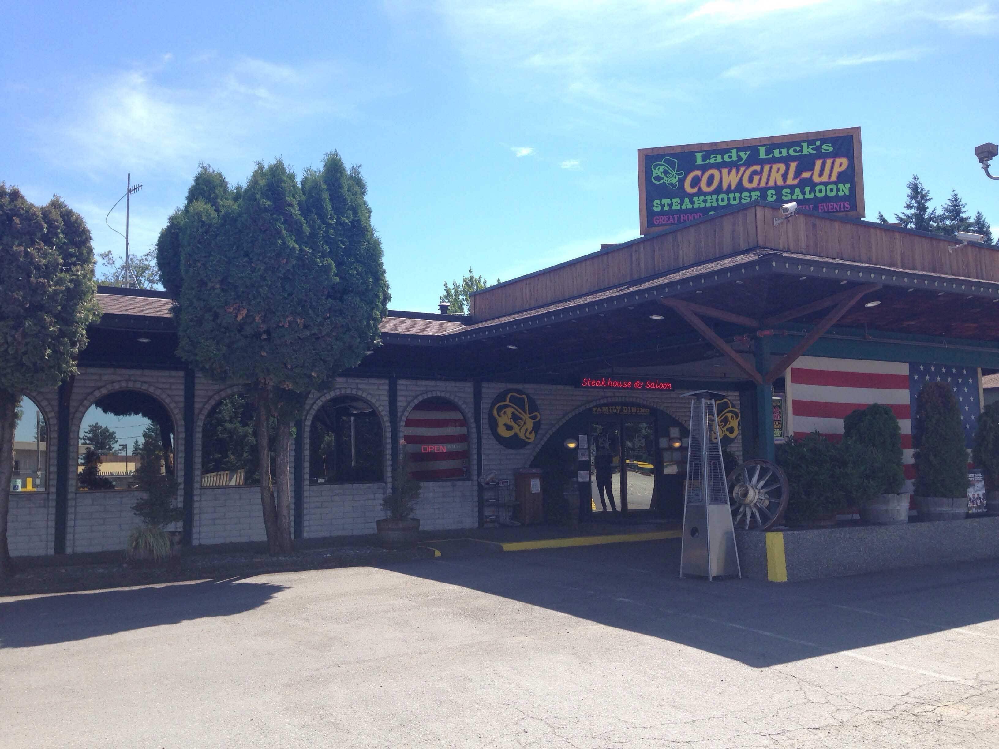 Tualatin Station Bar And Grill - i619y76