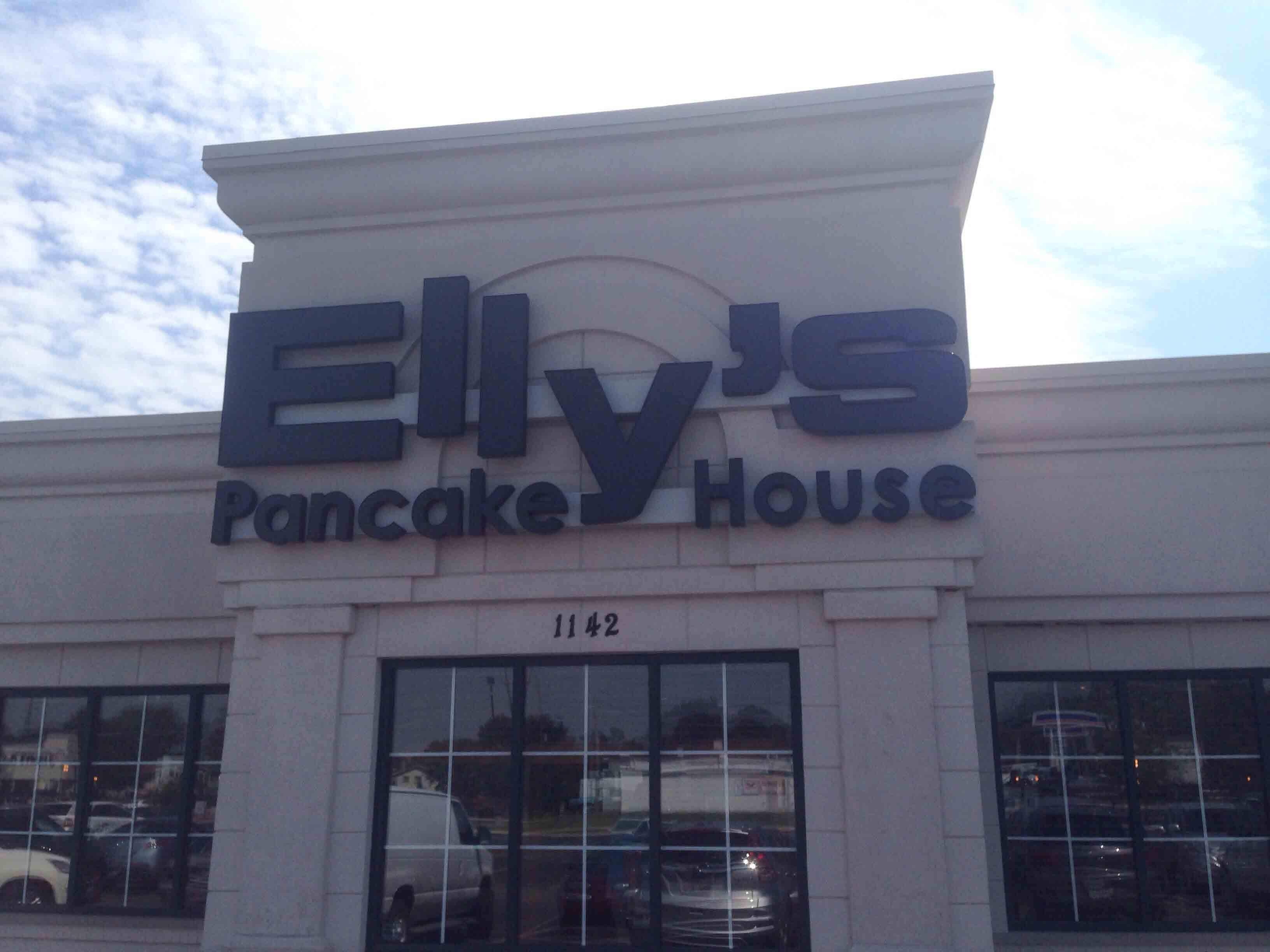 Elly's Pancake House, Elk Grove Village, Chicago