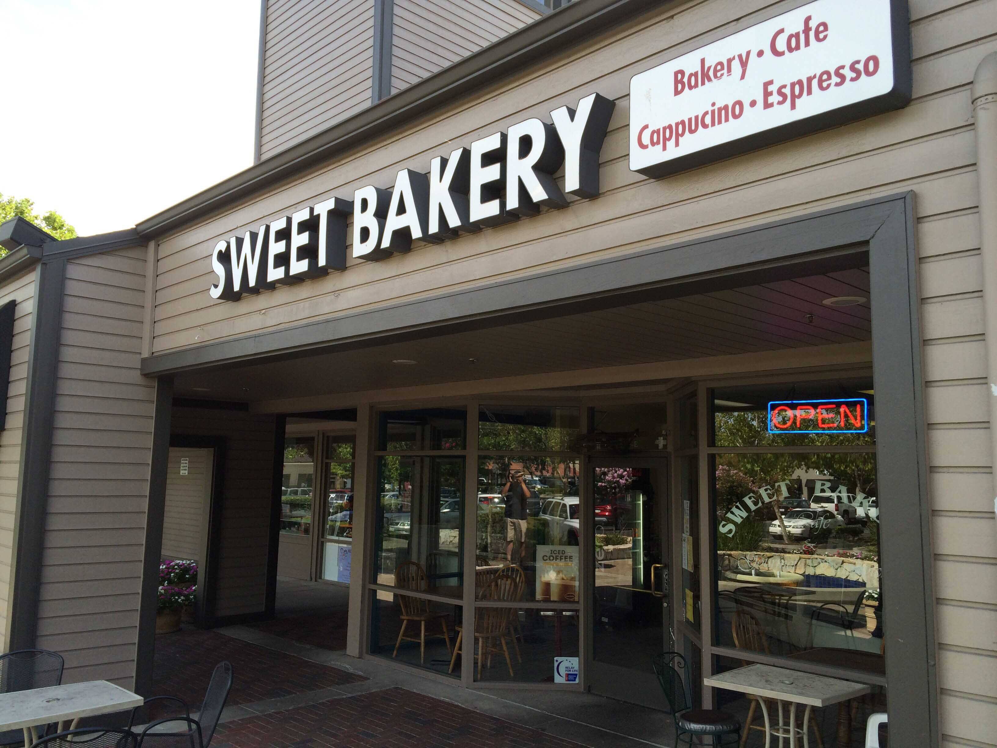 Sweet Bakery, Clayton, Clayton Zomato