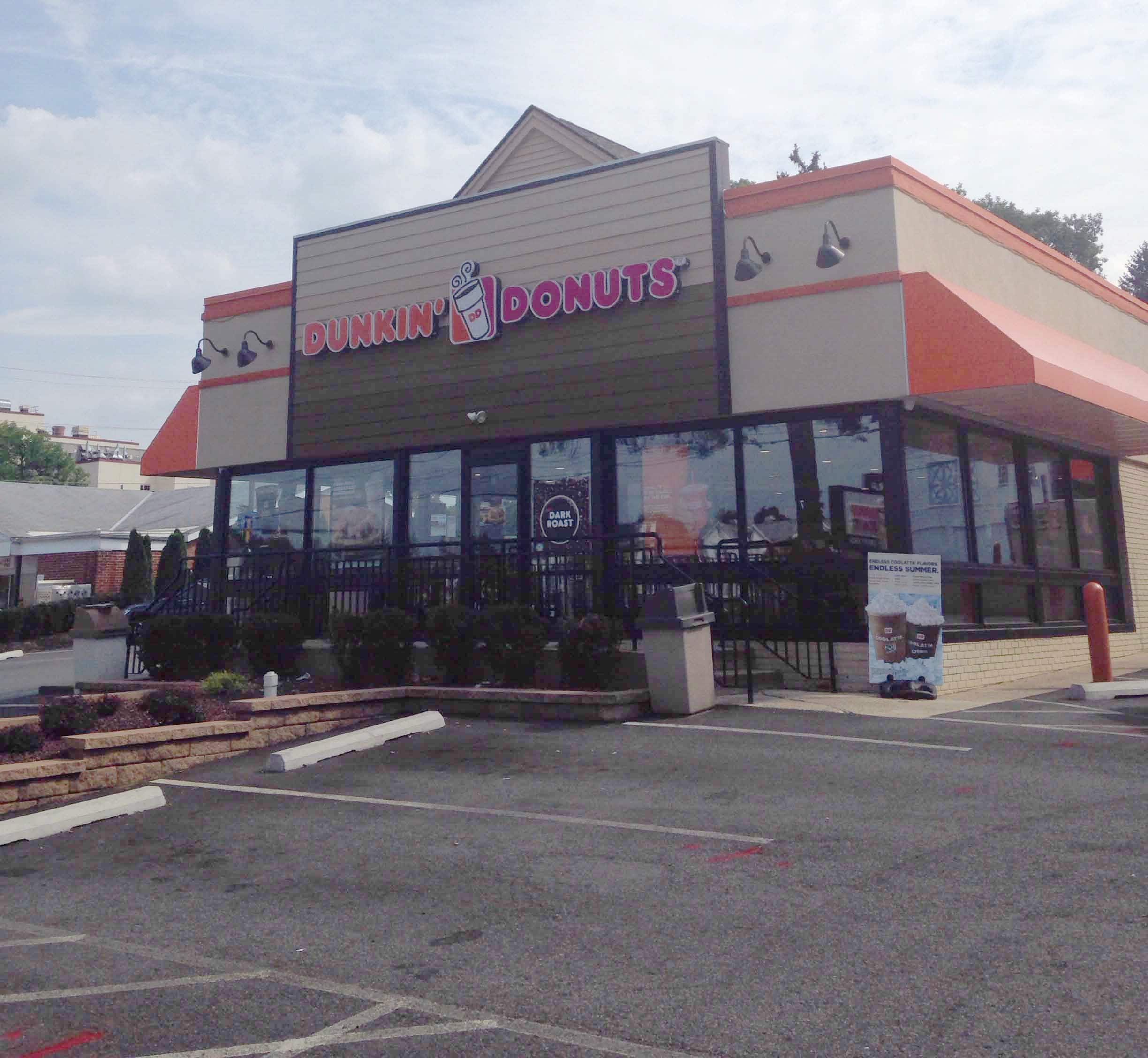 Closest Dunkin Donuts To My Current Location 38 - cf9bw9s