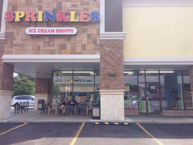 Sprinkles Ice Cream Shoppe, Schaumburg, Chicago Urbanspoon/Zomato