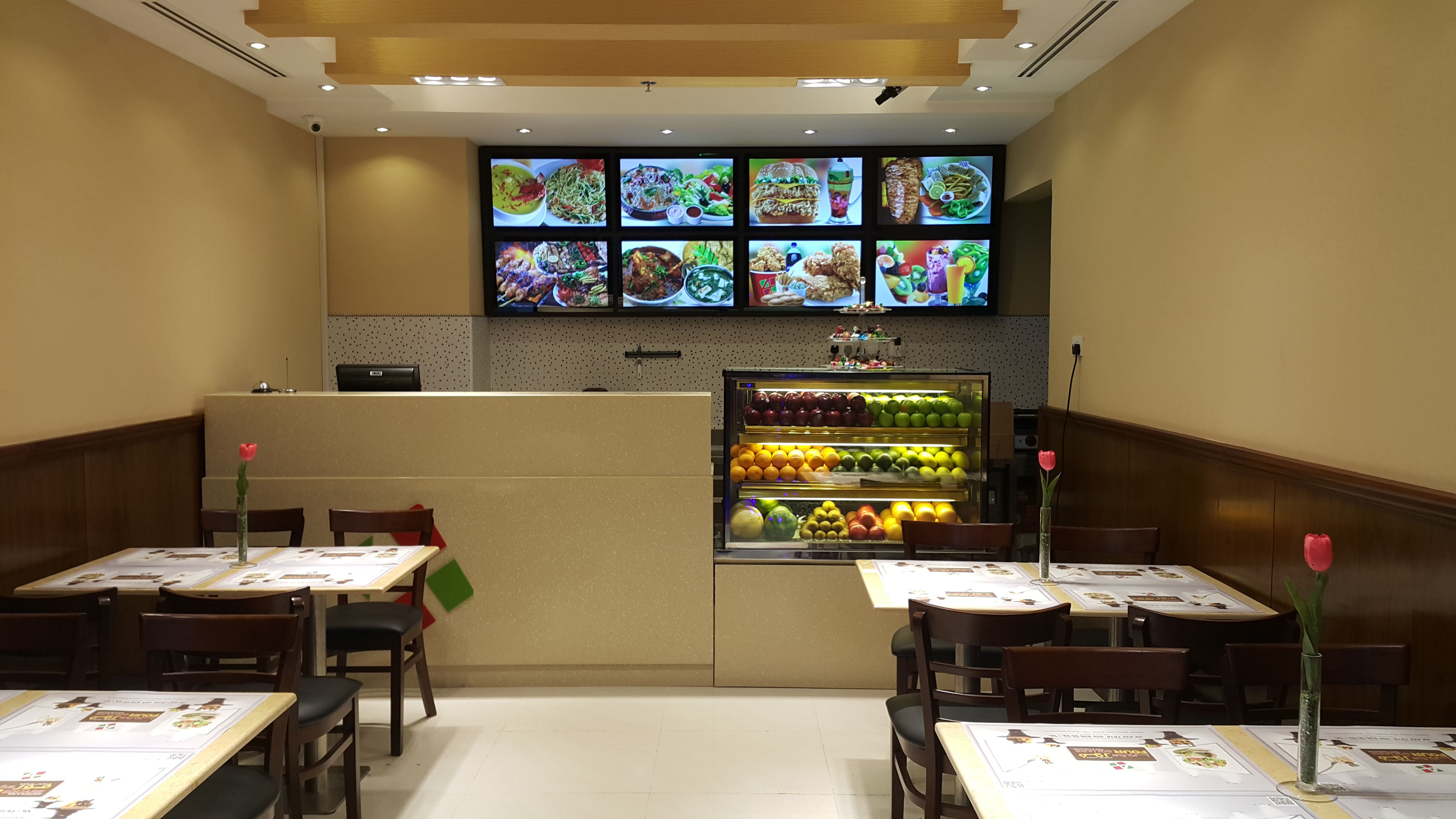 Four Square Cafe & Restaurant(Restaurants & Bars) in Barsha Heights  (Tecom), Dubai - HiDubai