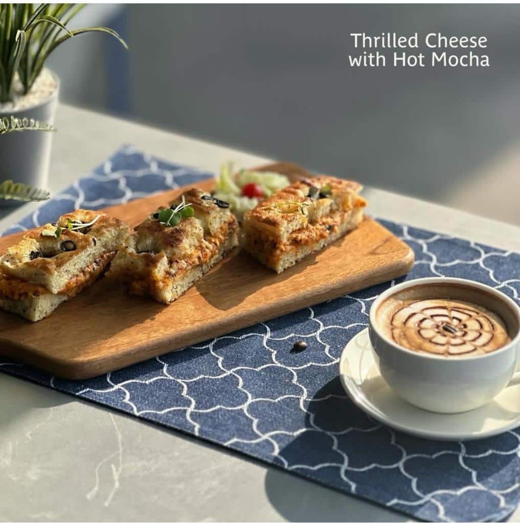 aesthetic cafes, cafes near me, coffee shops near me, best cafes near me, cute cafes near me - Caffix - The Tech Cafe - img2