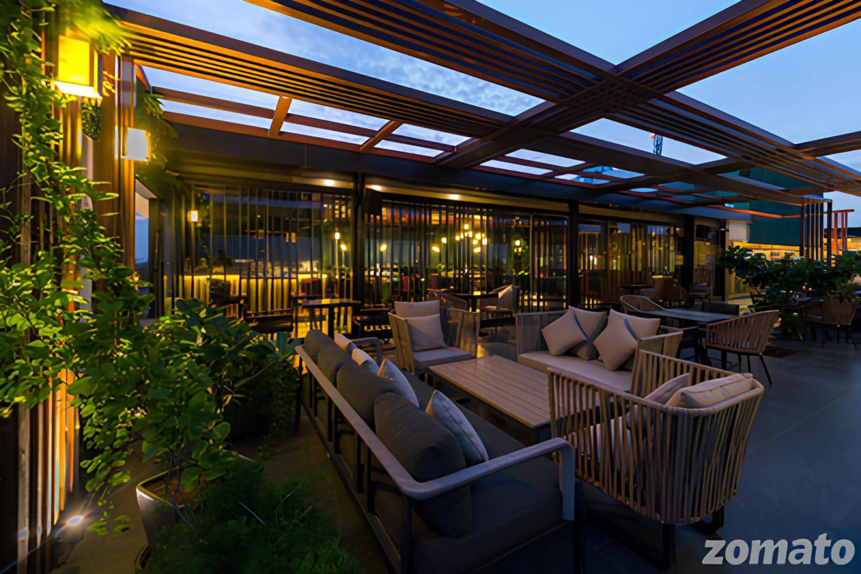 fine dining restaurants, family restaurants, family dining near me, indian fine dining - Koox - img5