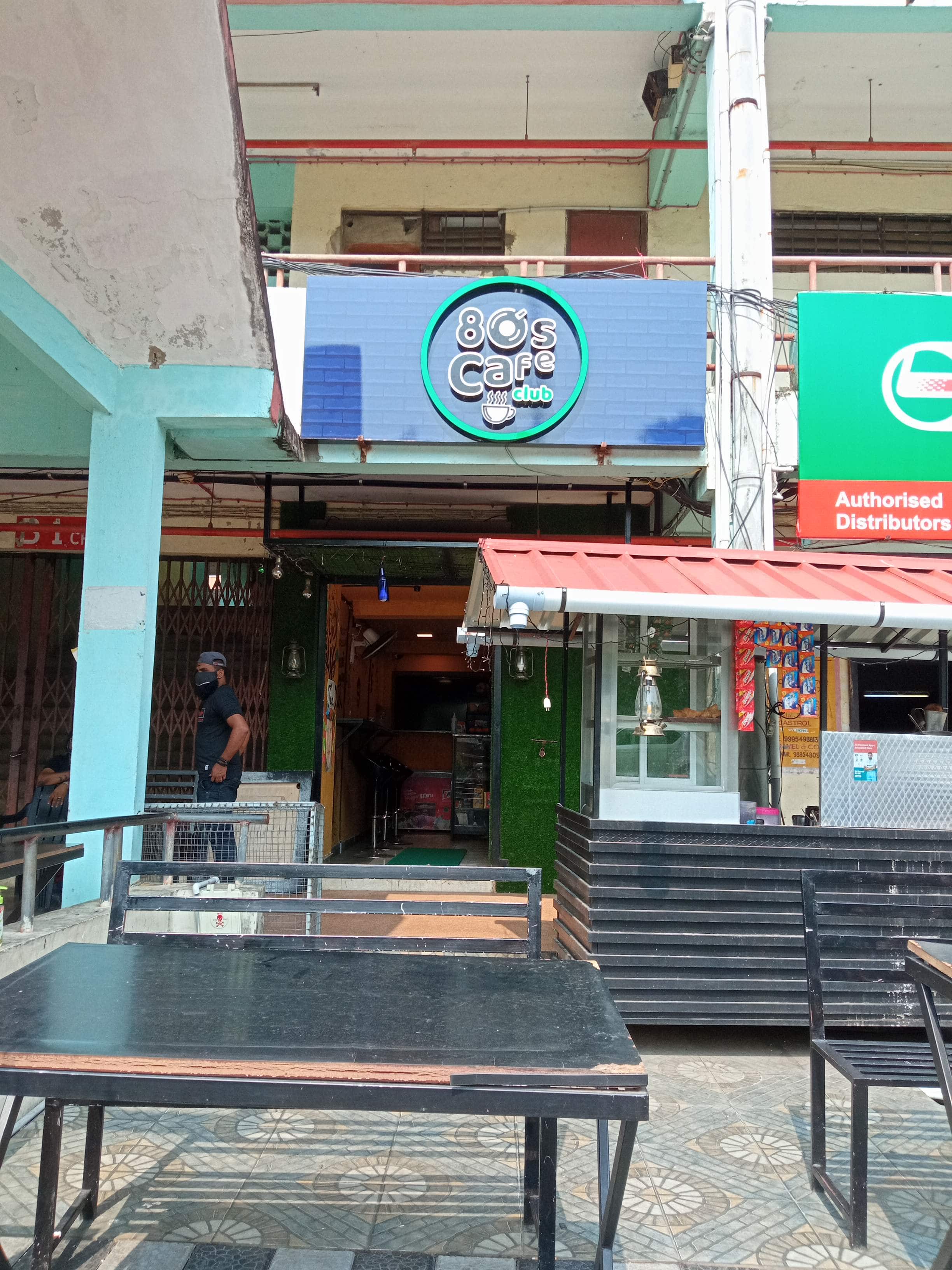 80s Cafe, Kaloor, Kochi | Zomato