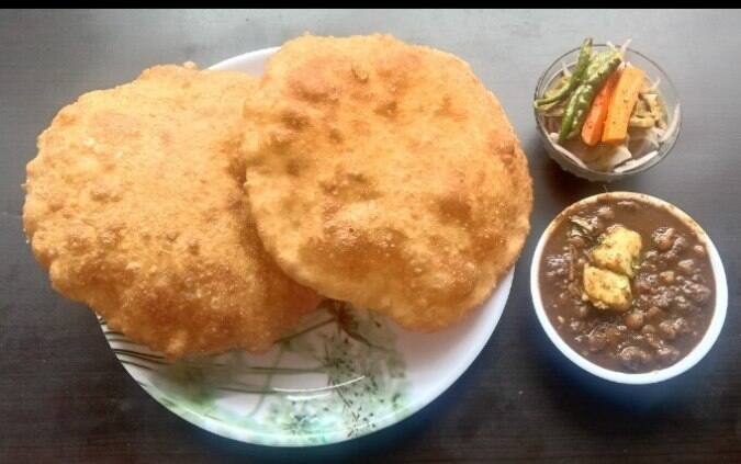 Balram Ji Bhature Wale