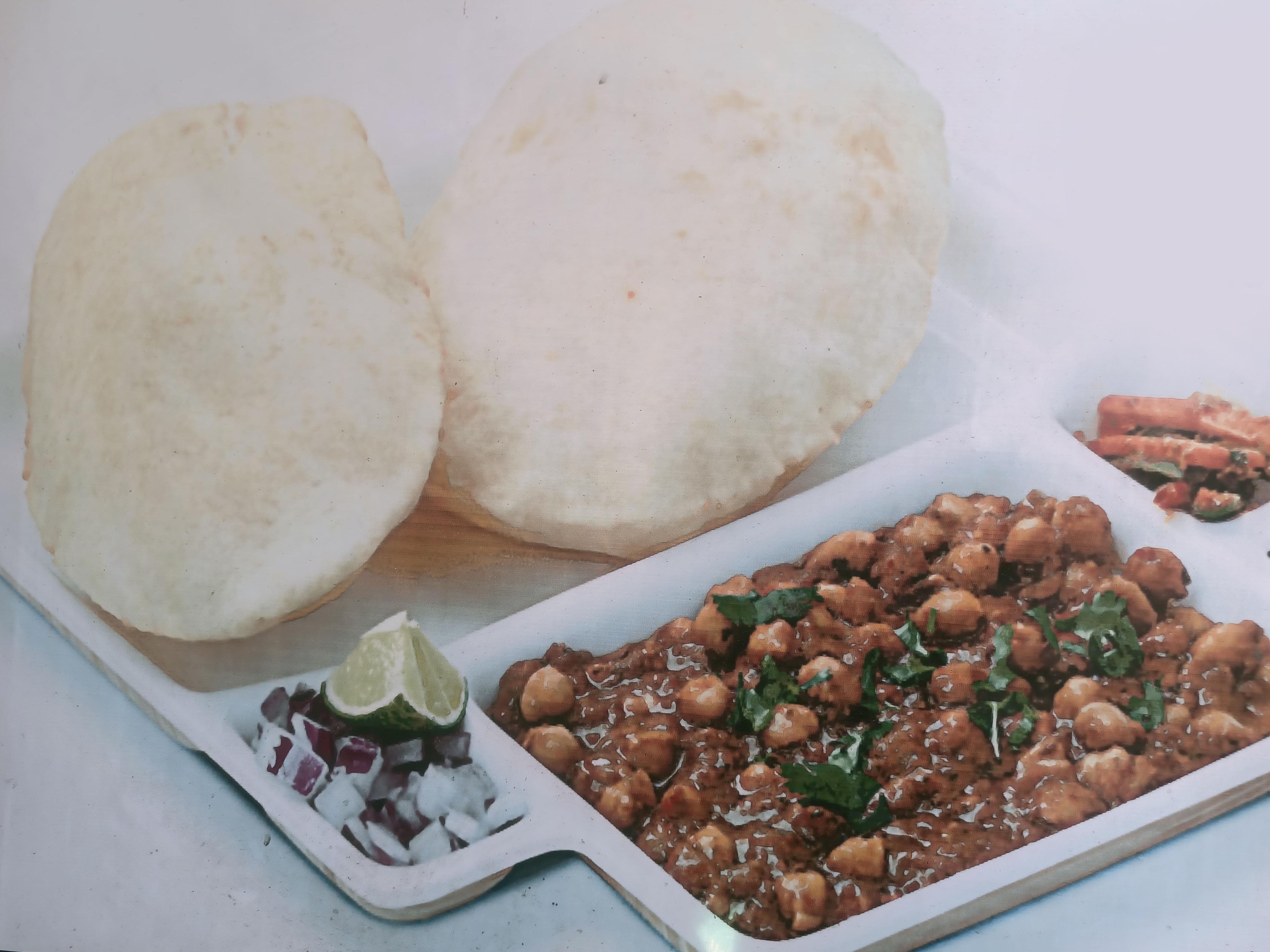Pandit Ji De Spacial Chole Bhature image