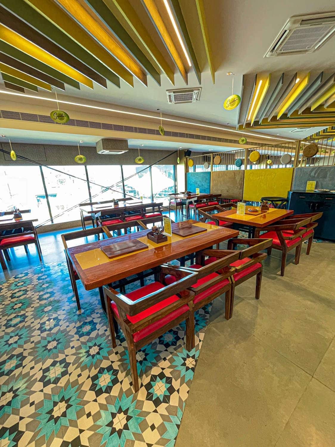 Restaurant image