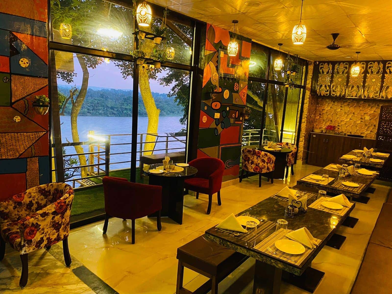 Heartbuck Restro & Cafe image