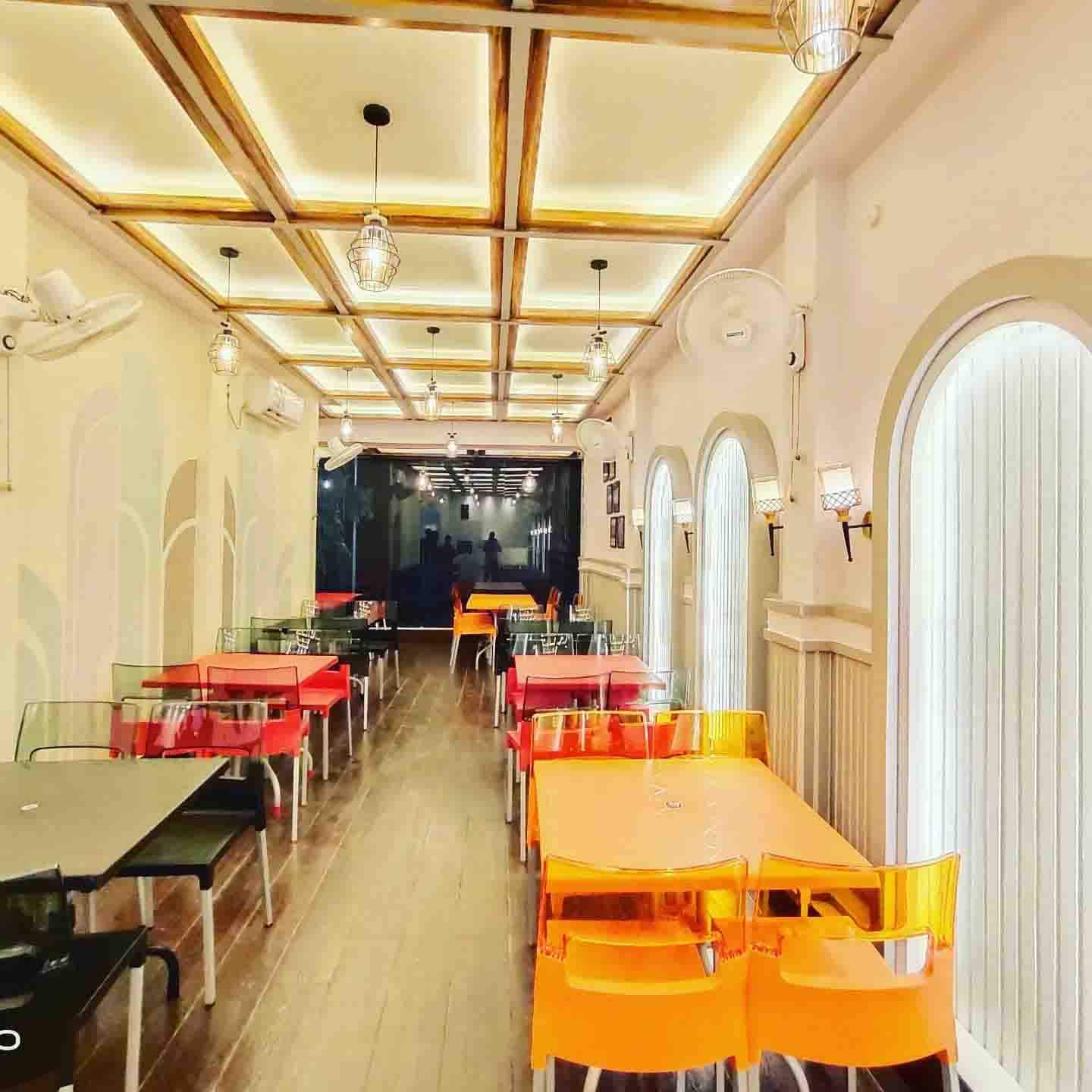 Wow Pizza Cafe | Bahraich Locality, Bahraich