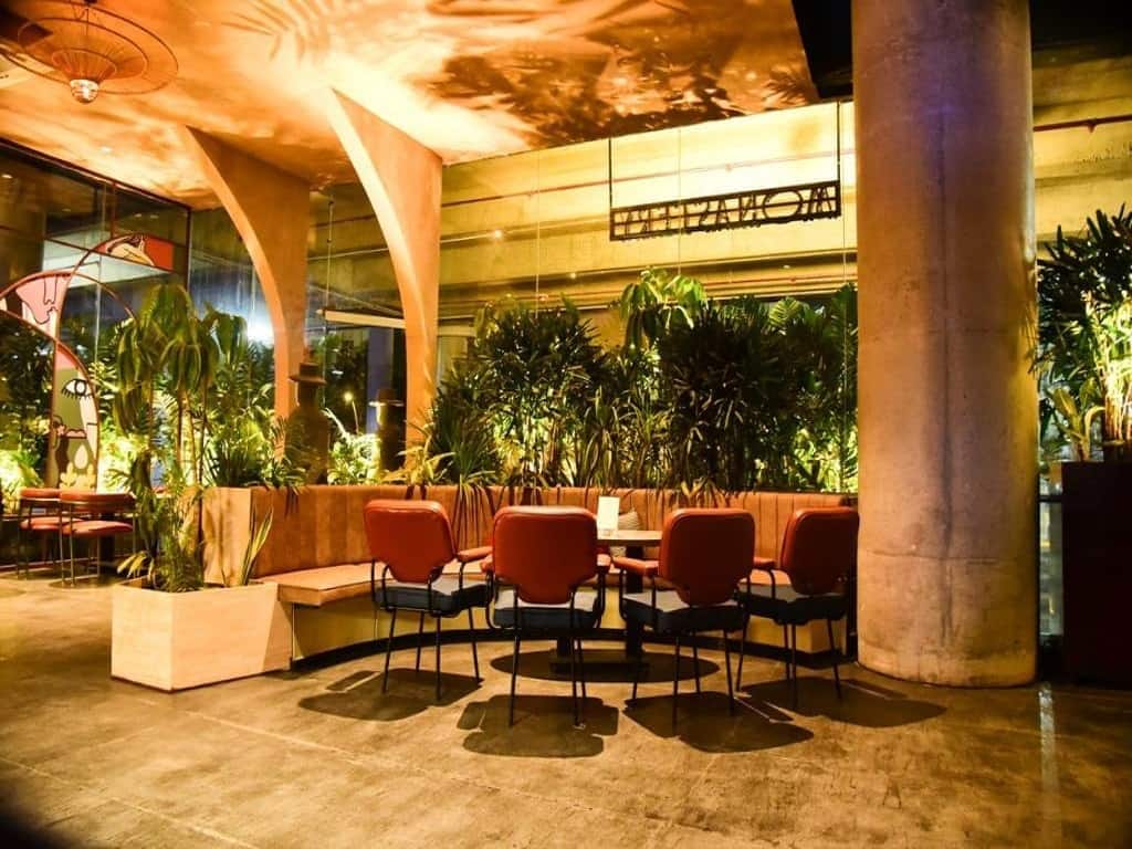 Restaurant image