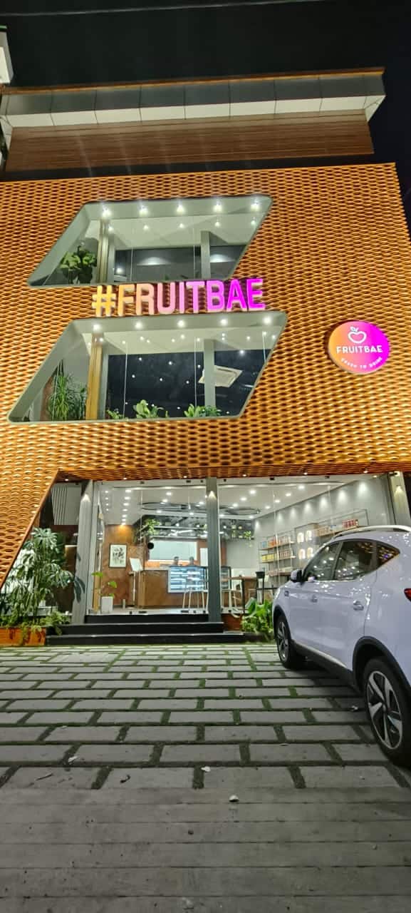 Fruitbae Signature Cafe, Vennala order online Zomato