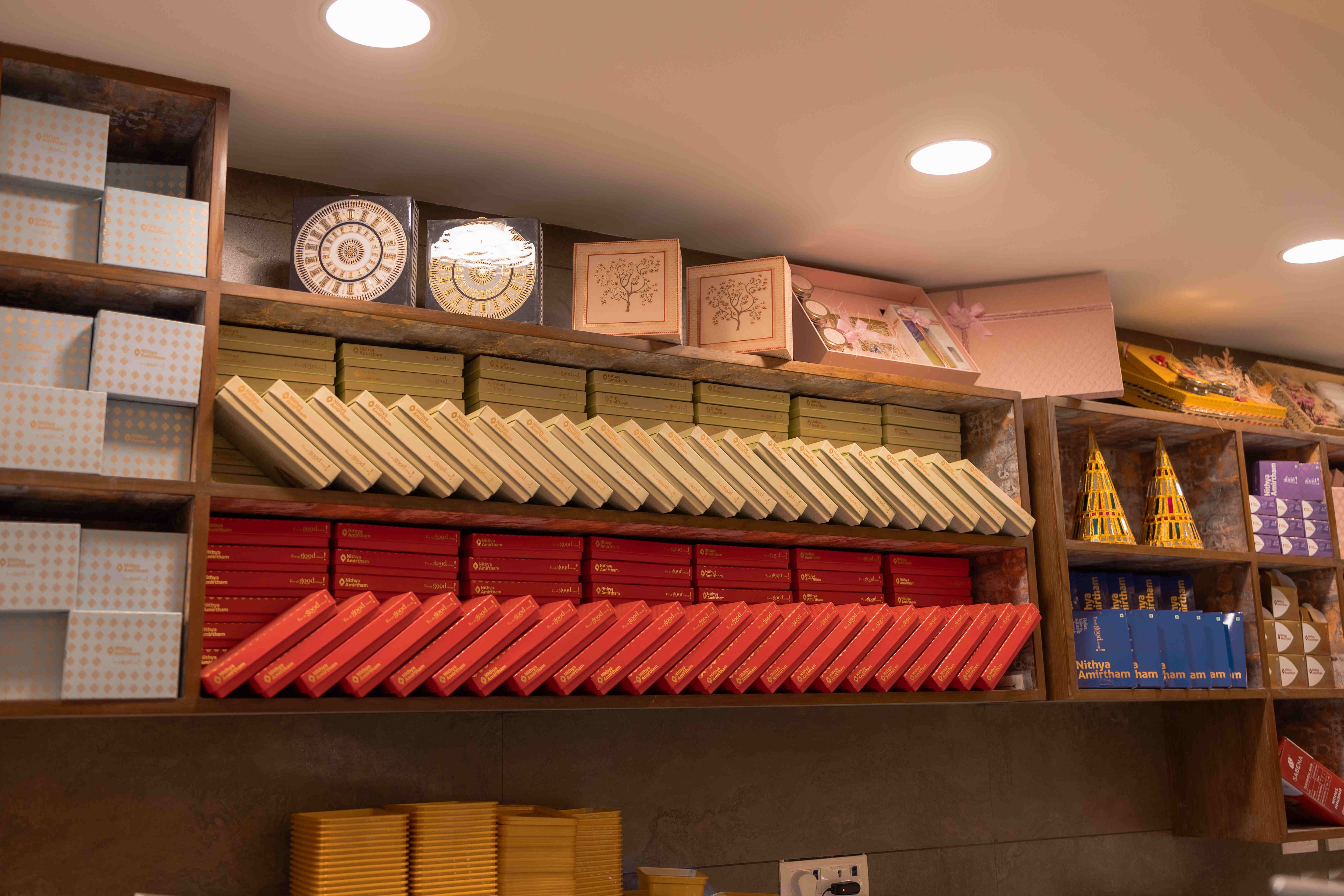 quick breakfast, breakfast before work, early breakfast near me, breakfast restaurants near me, breakfast spots - Nithya Amirtham - img1