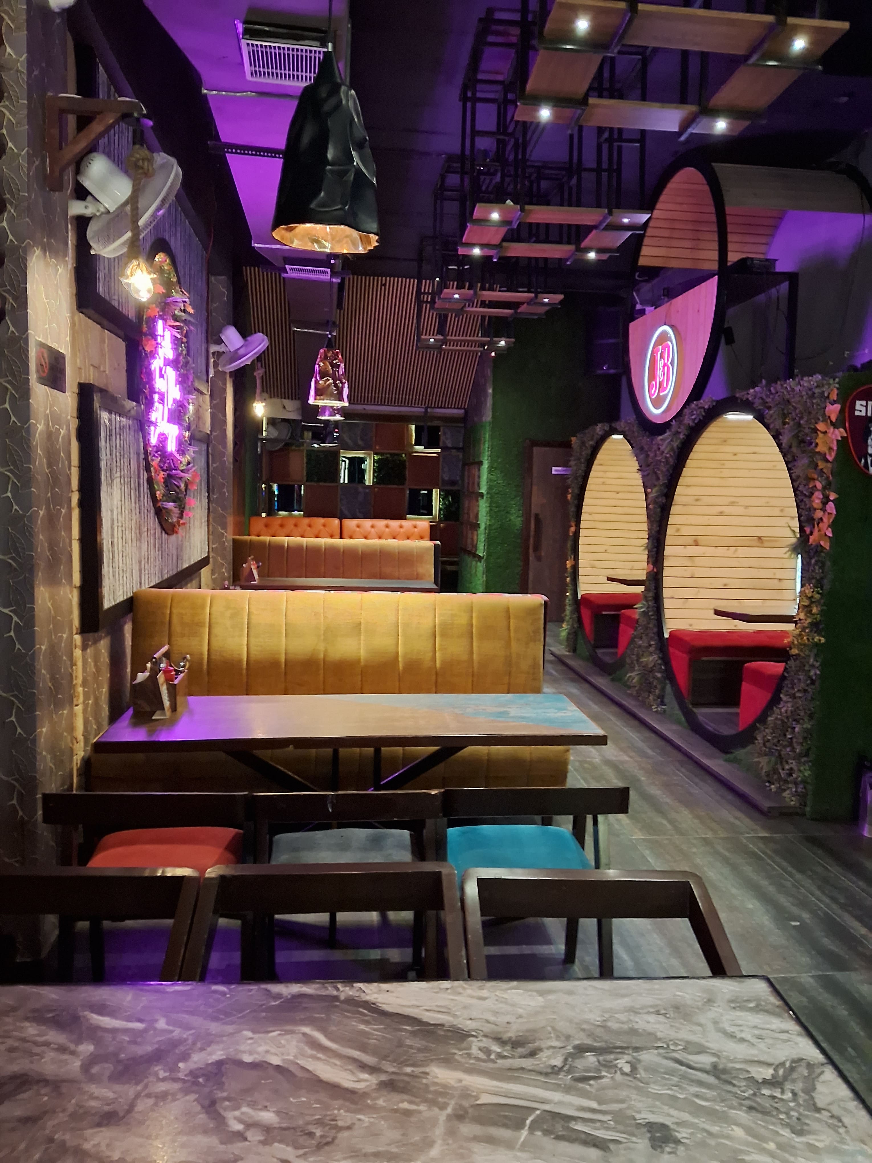 Beyond Beer Bar & Kitchen, Ranjit Avenue, Amritsar Zomato