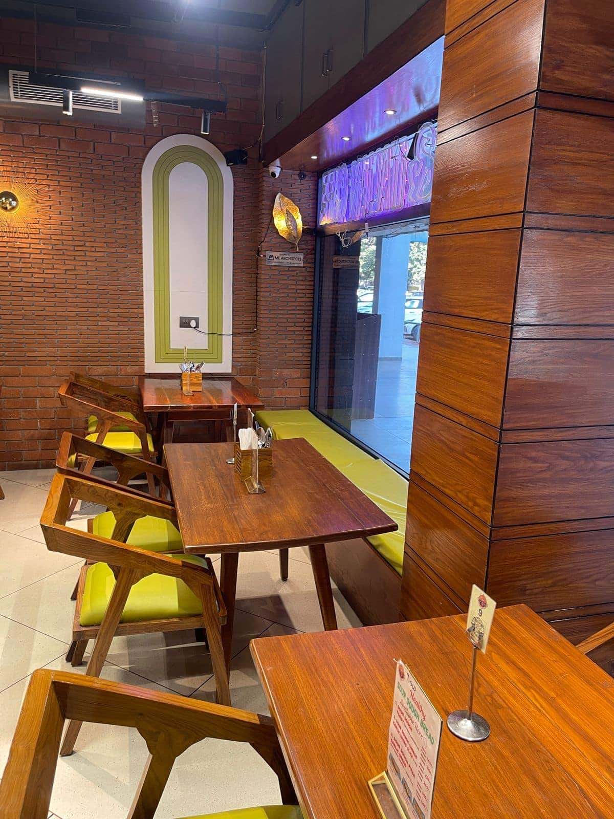 Restaurant image