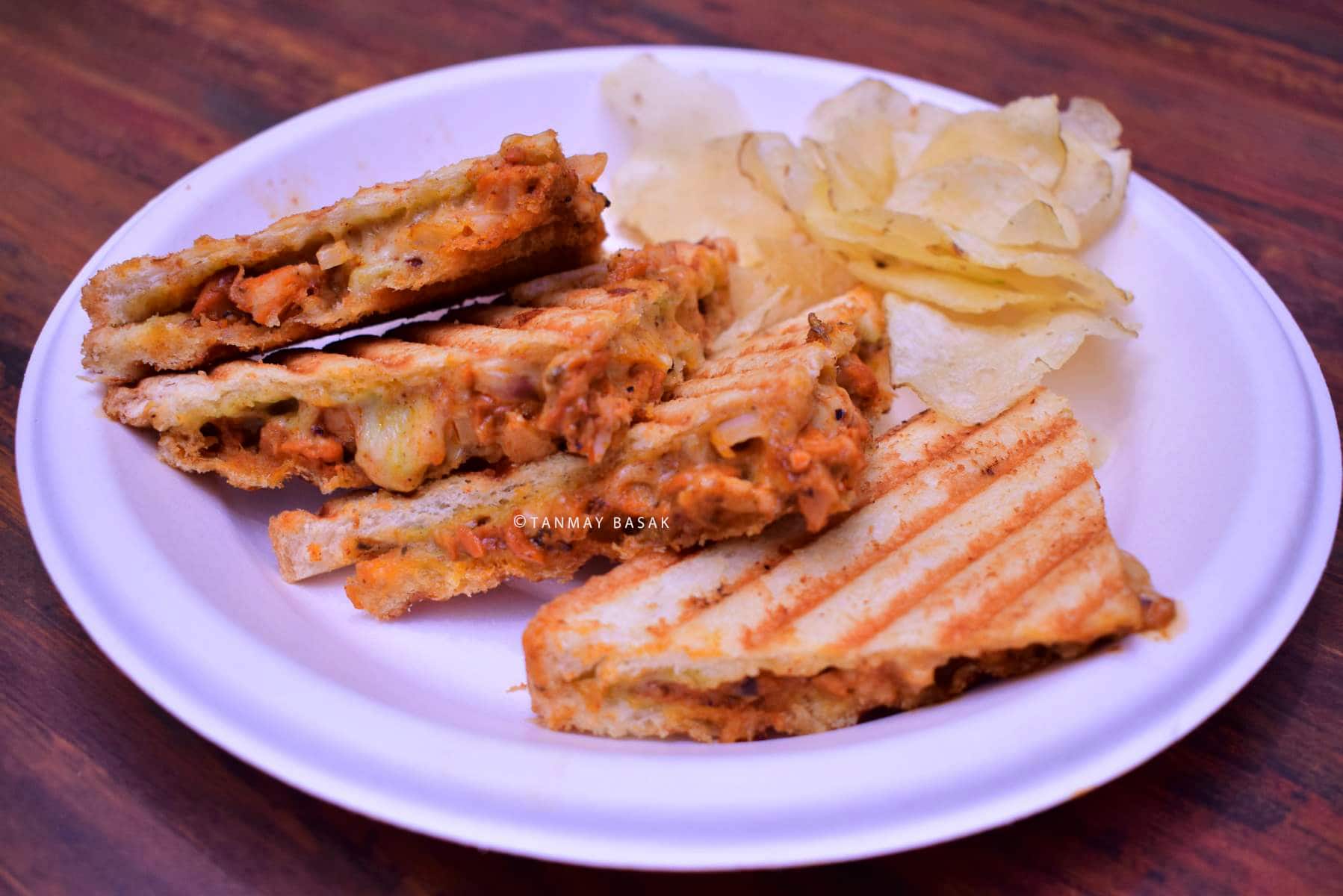 Toastee Bombay Toastee, Prince Anwar Shah Road, Kolkata | Zomato