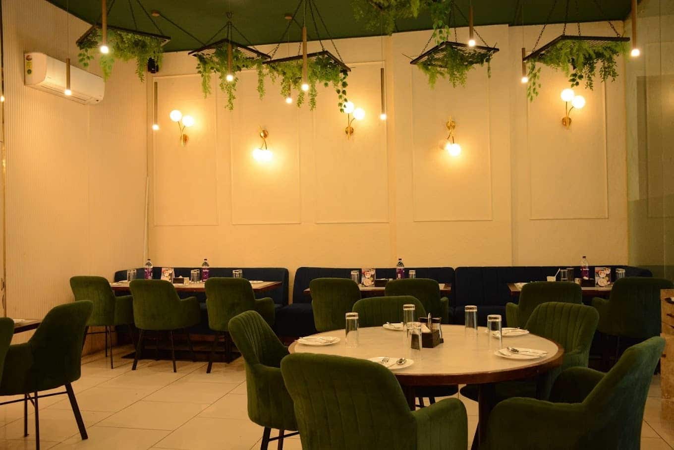 Restaurant image