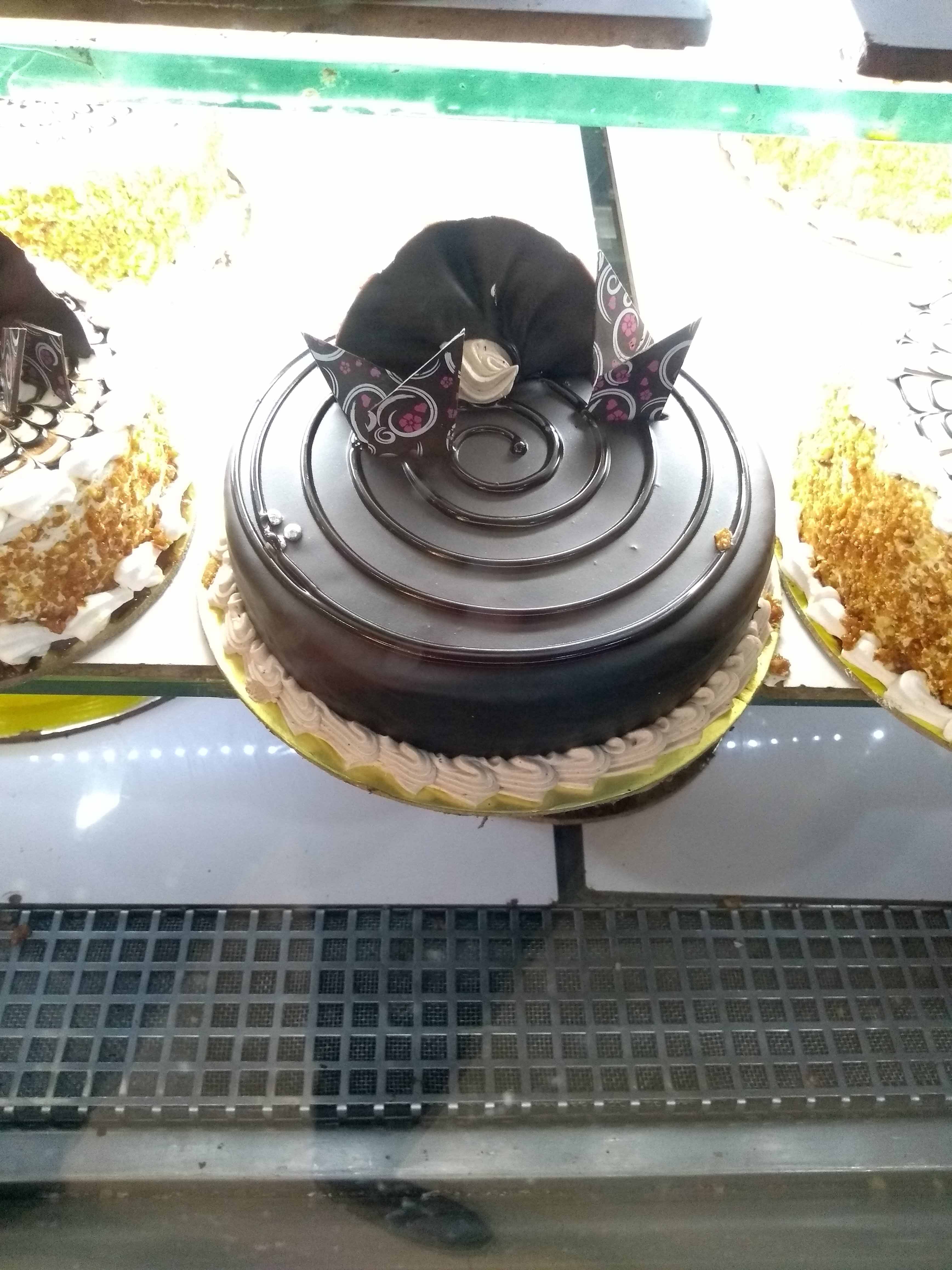 Chocolate birthday cake with fruits - Decorated Cake by - CakesDecor