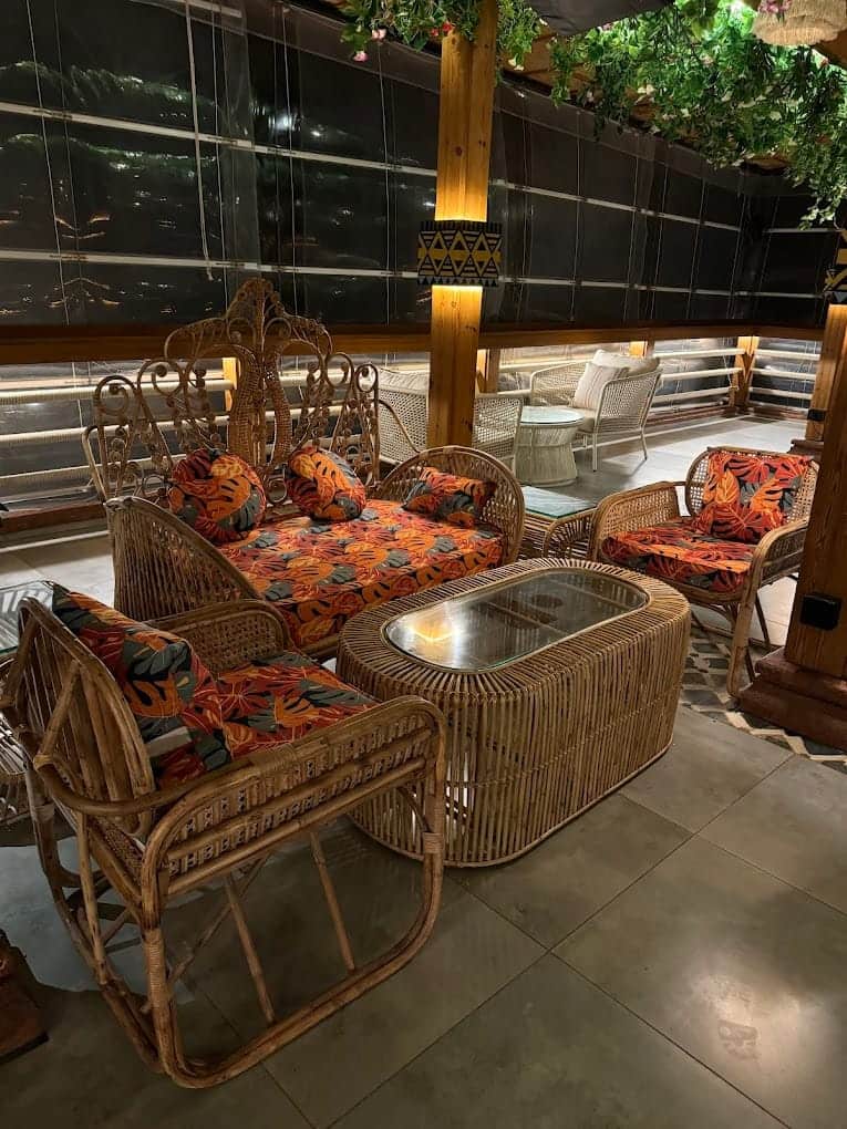pet friendly places, pet friendly cafes, pet friendly dining, dog friendly restaurants, dog friendly cafes - Gypsea Beach Club - img2
