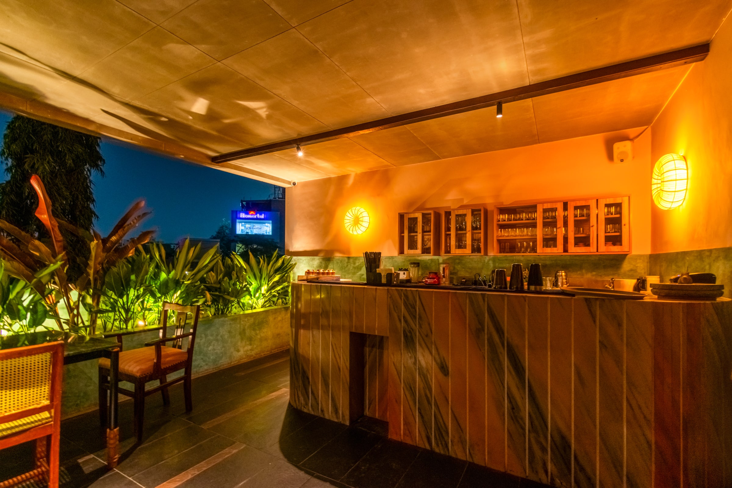 dinner restaurants, dinner spots, dinner dining, fine dining restaurants, casual dining restaurants, rooftop restaurants, family restaurants, romantic restaurants, late night restaurants - Kadali Kitchen - img5