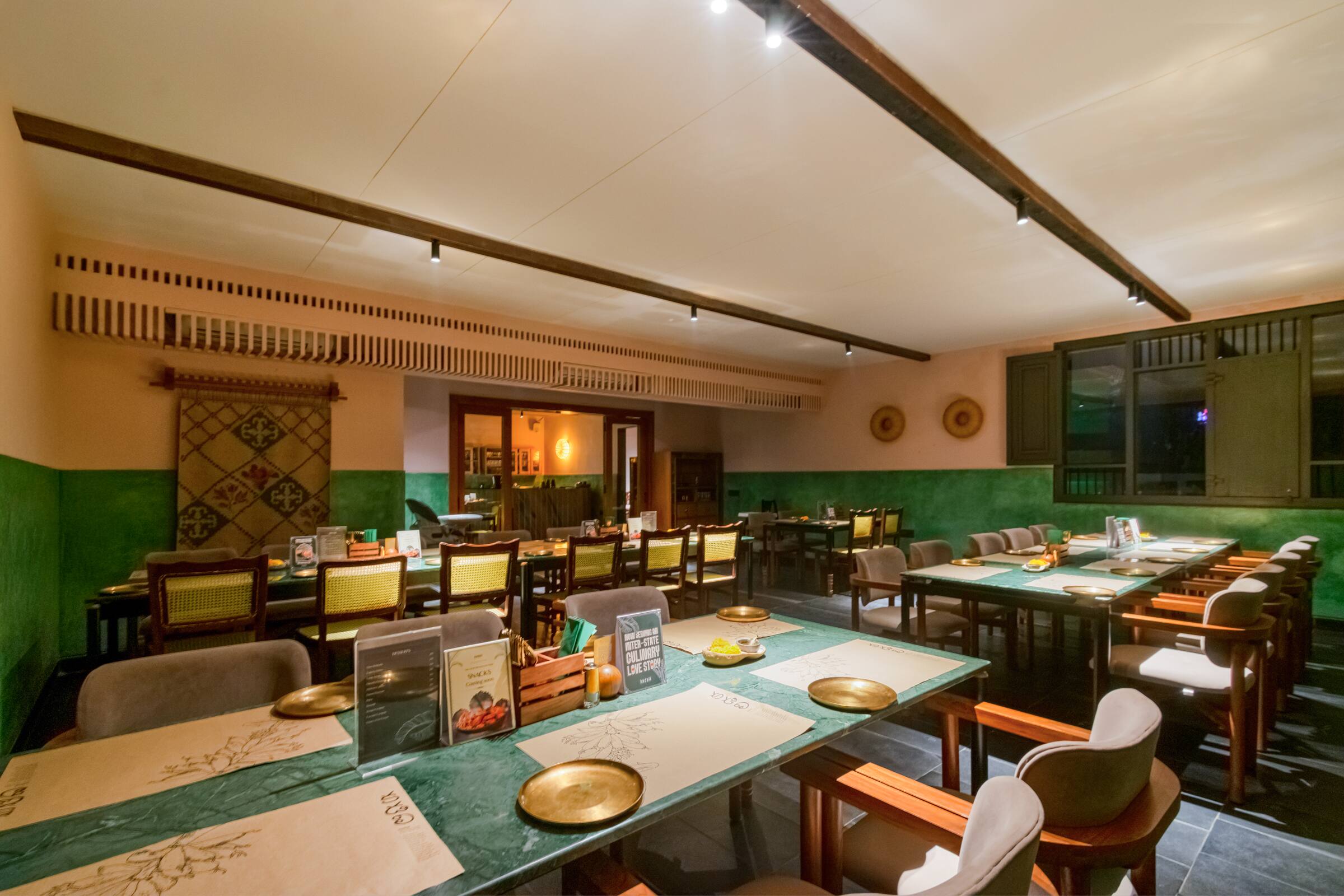 Hyderabad Kitchen - Dining: Unleash Flavorful Delights