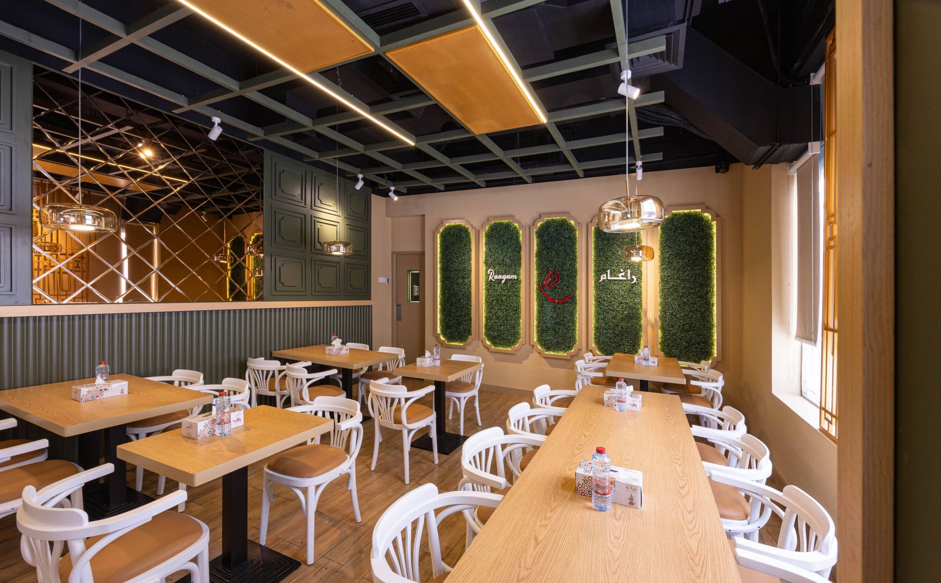 Restaurant image