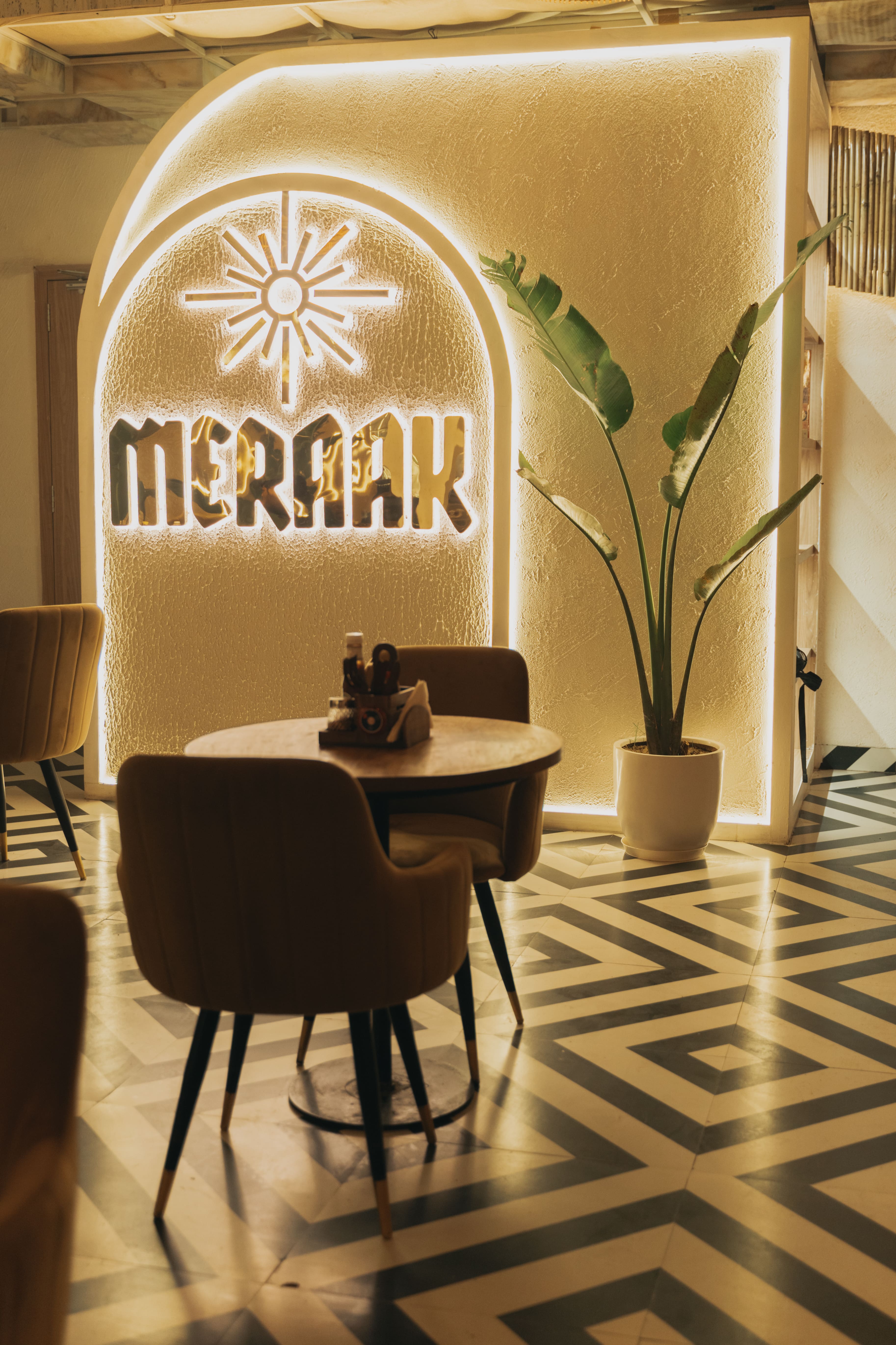 Book table and online reservation at Meraak, Preet Vihar, New Delhi