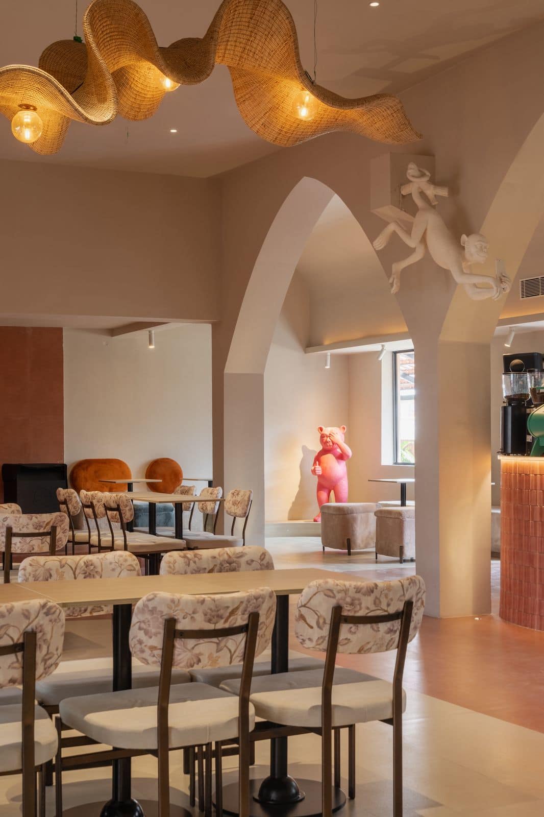 Restaurant image