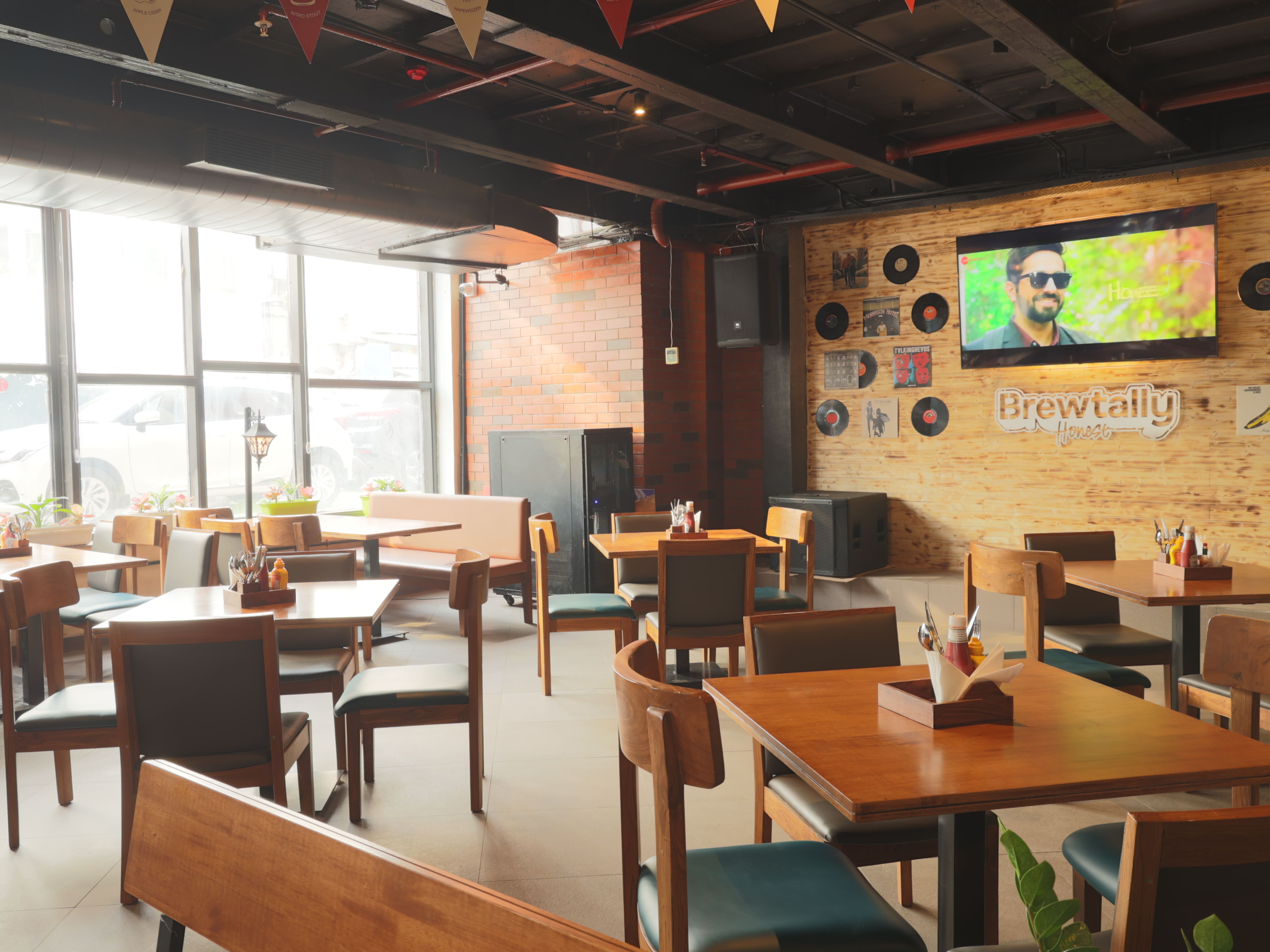 fruity beers, mango beer, mango beer near me, mango craft beer, mango wheat beer - Brewtally Honest - img2