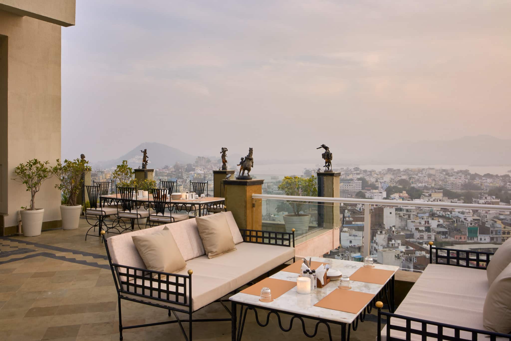 Restaurant image