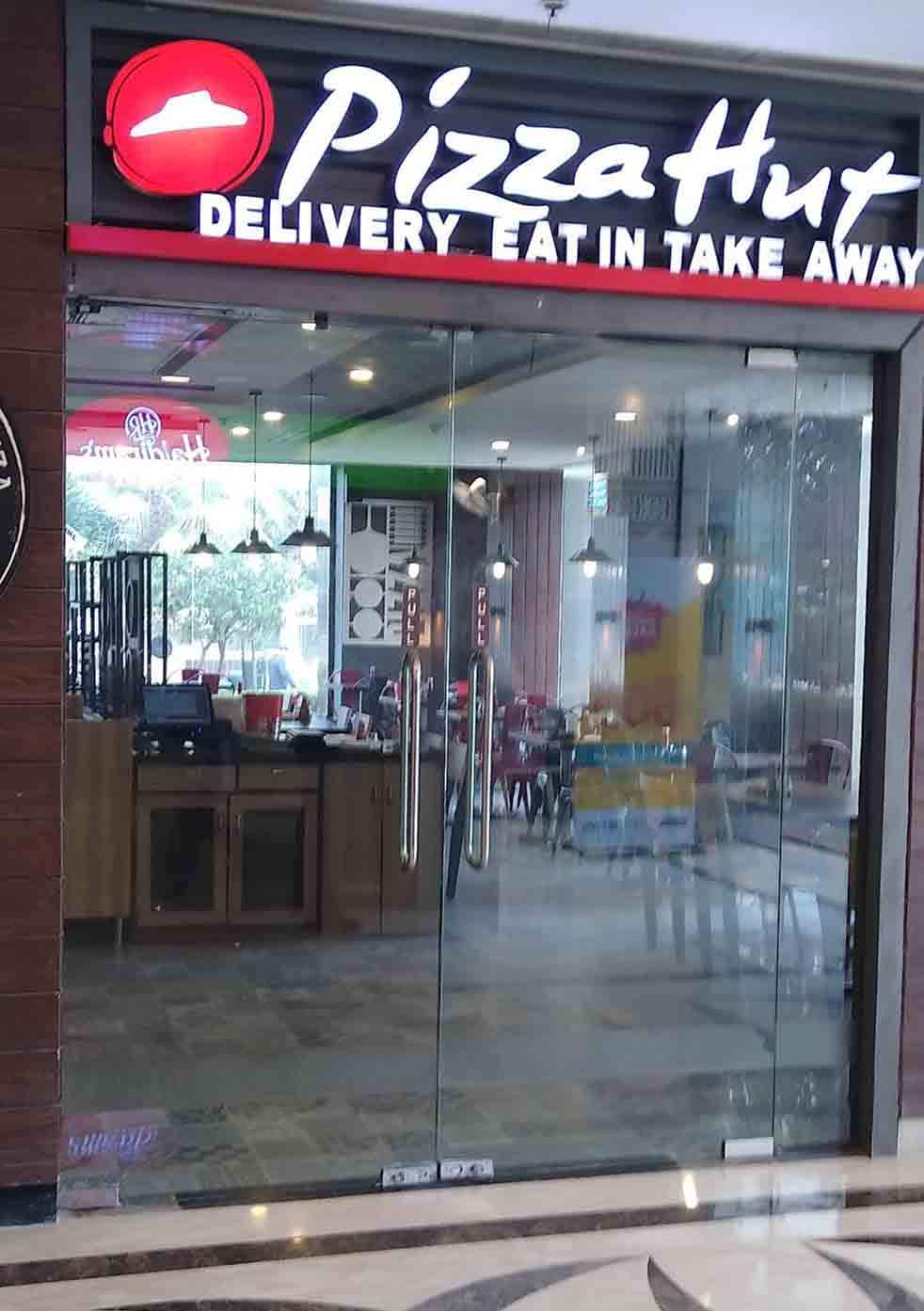 Pizza Hut, Karkardooma order online - Zomato