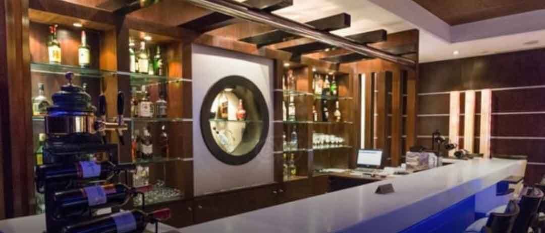 Toxic Bar & Lounge - Picture of Toxic Bar & Lounge, Varanasi - Tripadvisor