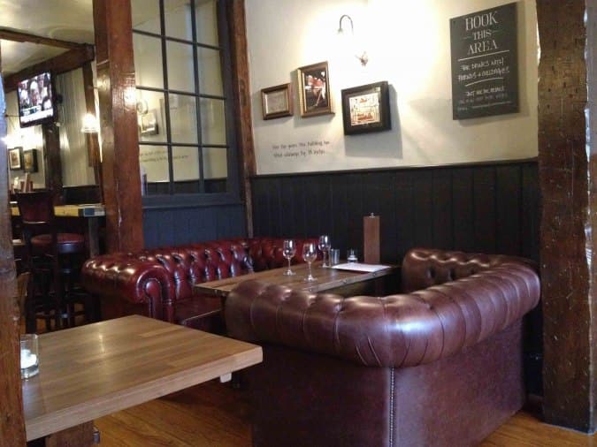 The Hoop and Grapes Photos, Pictures of The Hoop and Grapes, Aldgate